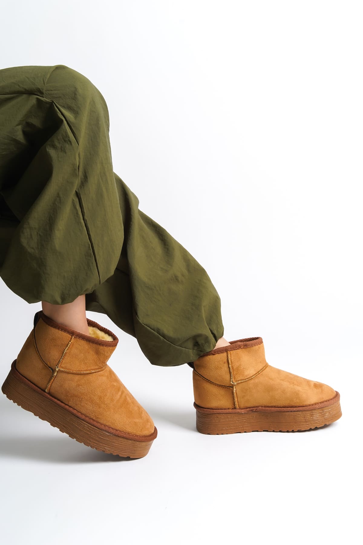 AMELIA Laceless Thick Sole Fur Lined Short Women's Boots - Suede Tan 