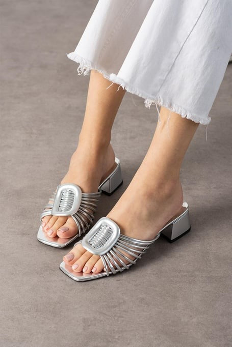 Anca Silver Patent Leather Stone Detailed Heeled Slippers