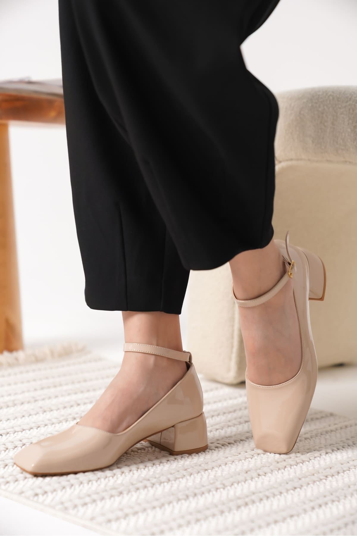 Arilla Premium Beige Patent Leather Women's High Heel Shoes