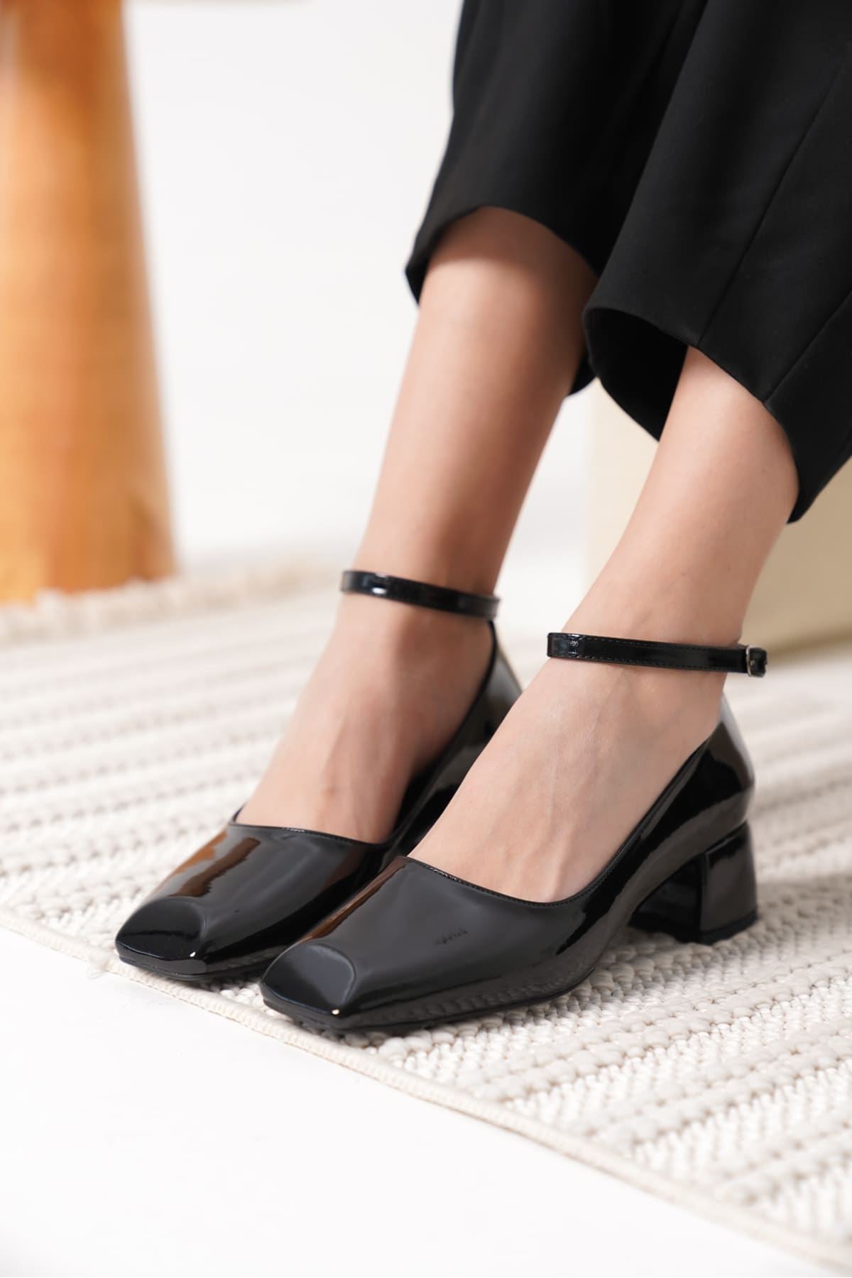 Arilla Premium Black Patent Leather Women's High Heel Shoes