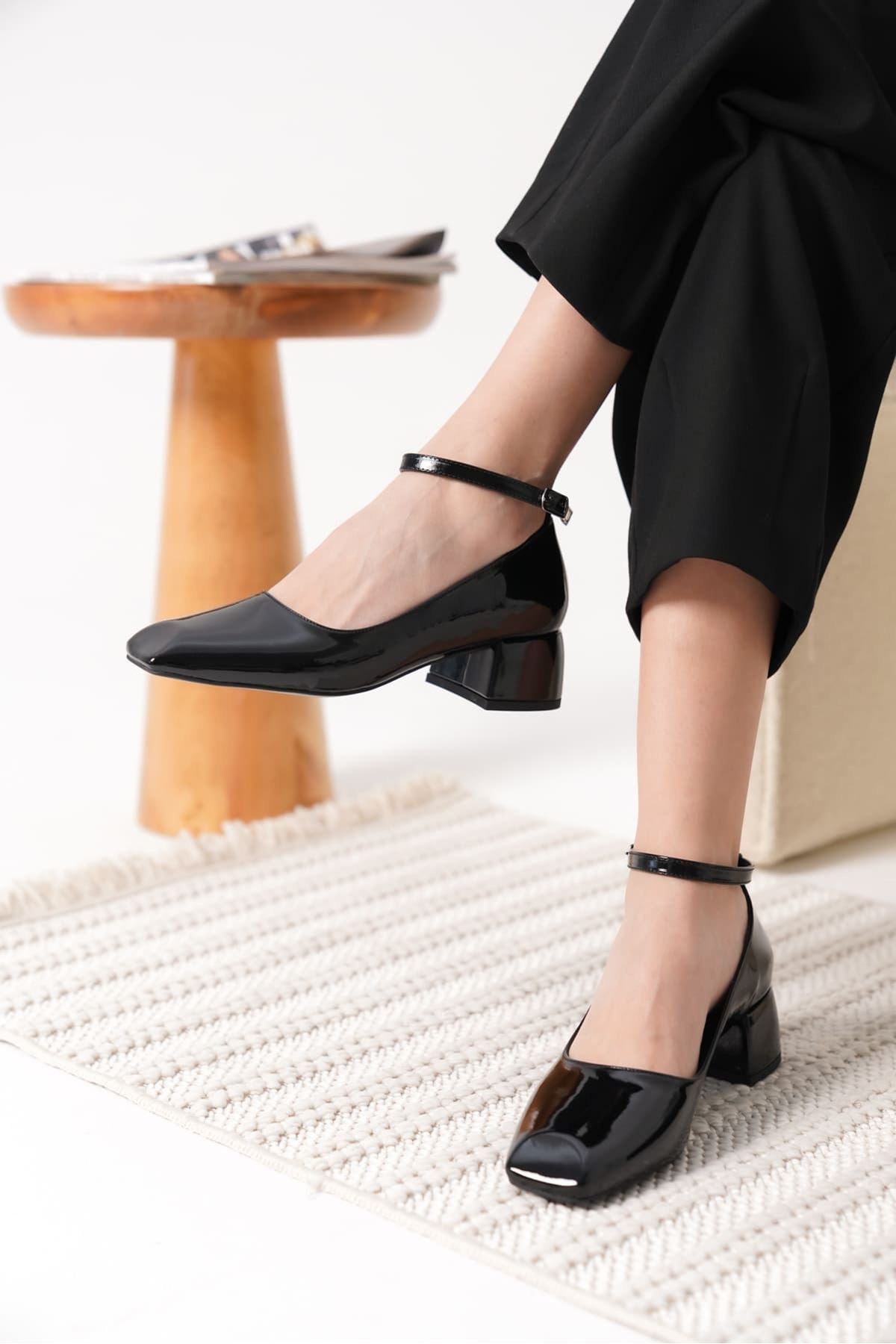 Arilla Premium Black Patent Leather Women's High Heel Shoes