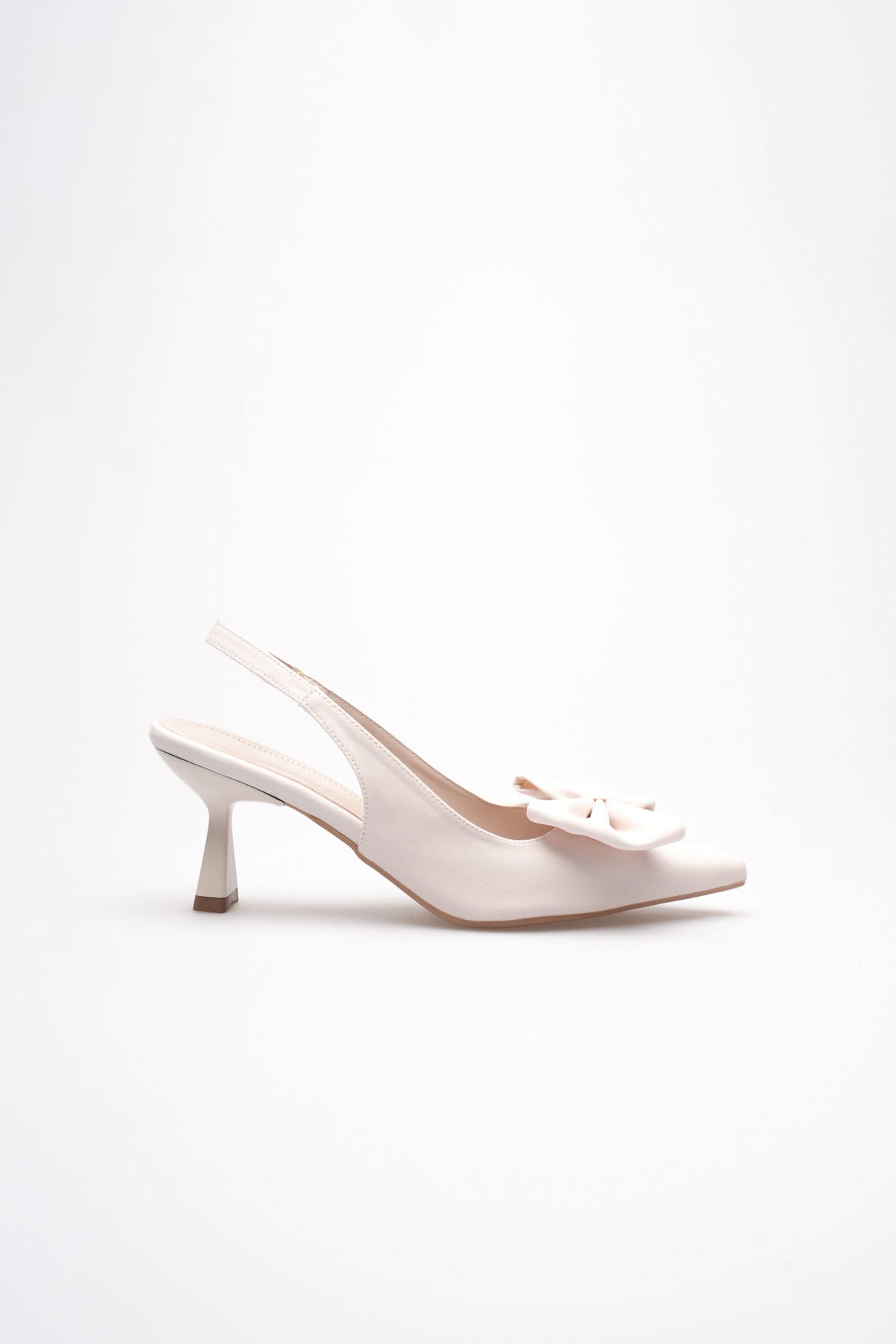 ZR-T1 Premium Bej Fiyonklu Kitten Topuklu Slingback Kadın Topuklu Ayakkabı