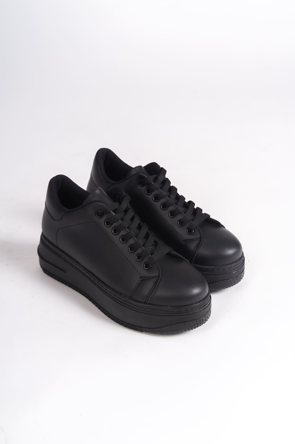 LYON Lace-Up Orthopedic Comfortable White Women's Sneakers - Black