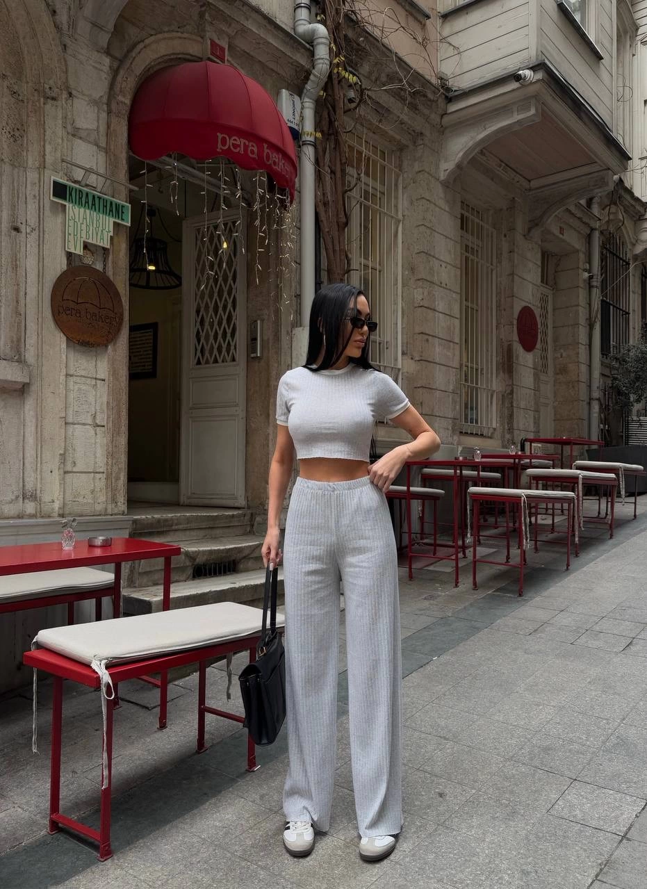 Wide Leg High Waist Gray Suit with Ribbed Collar and Sleeve Detail