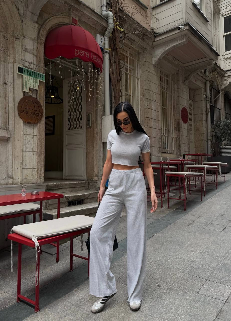 Wide Leg High Waist Gray Suit with Ribbed Collar and Sleeve Detail