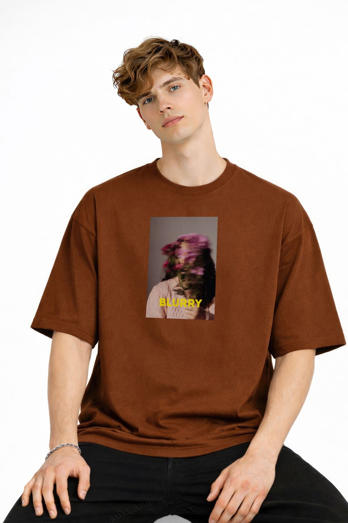 Blurry Baskılı - Premium Kumaş Oversize Erkek Tişört Kahve
