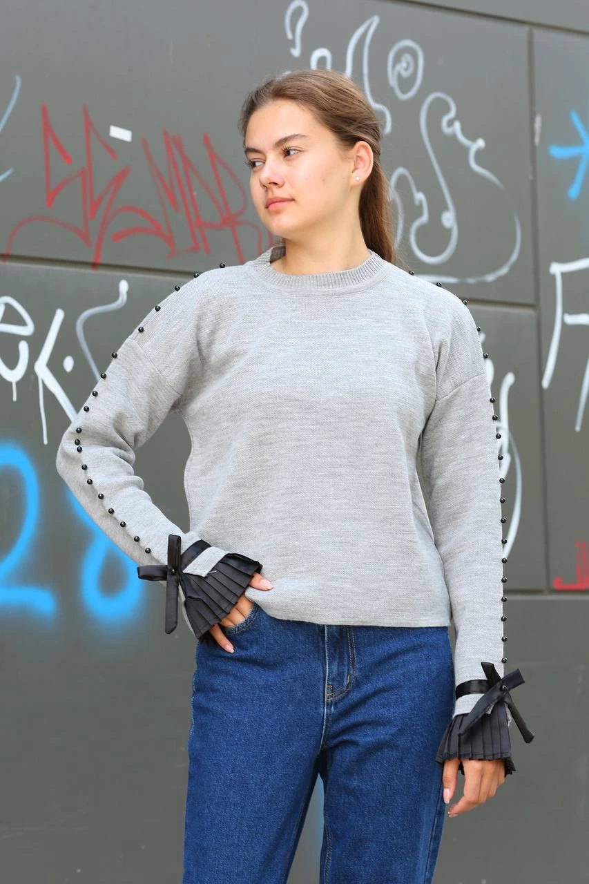 Beaded Ankle Detail Sweater Gray