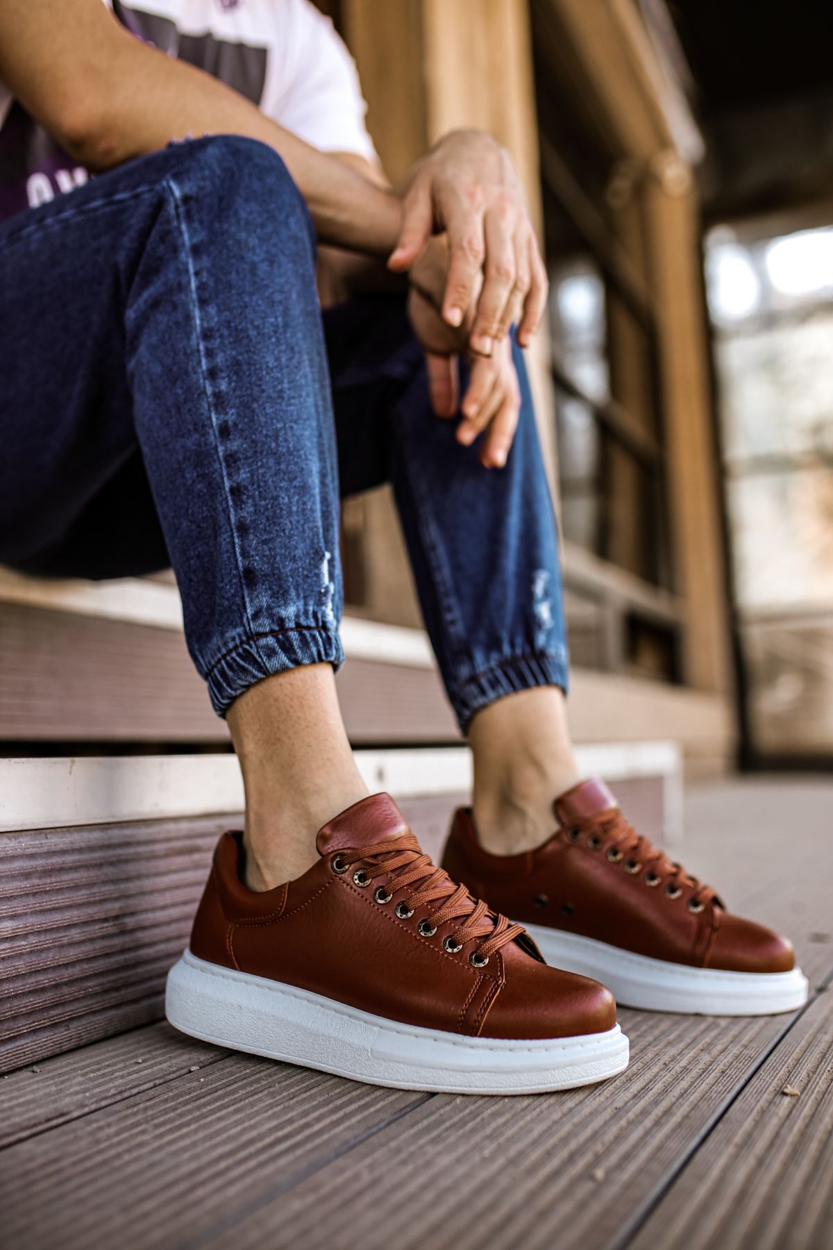 Bull Lace-Up Style Men's Casual Tan Suede Sneaker