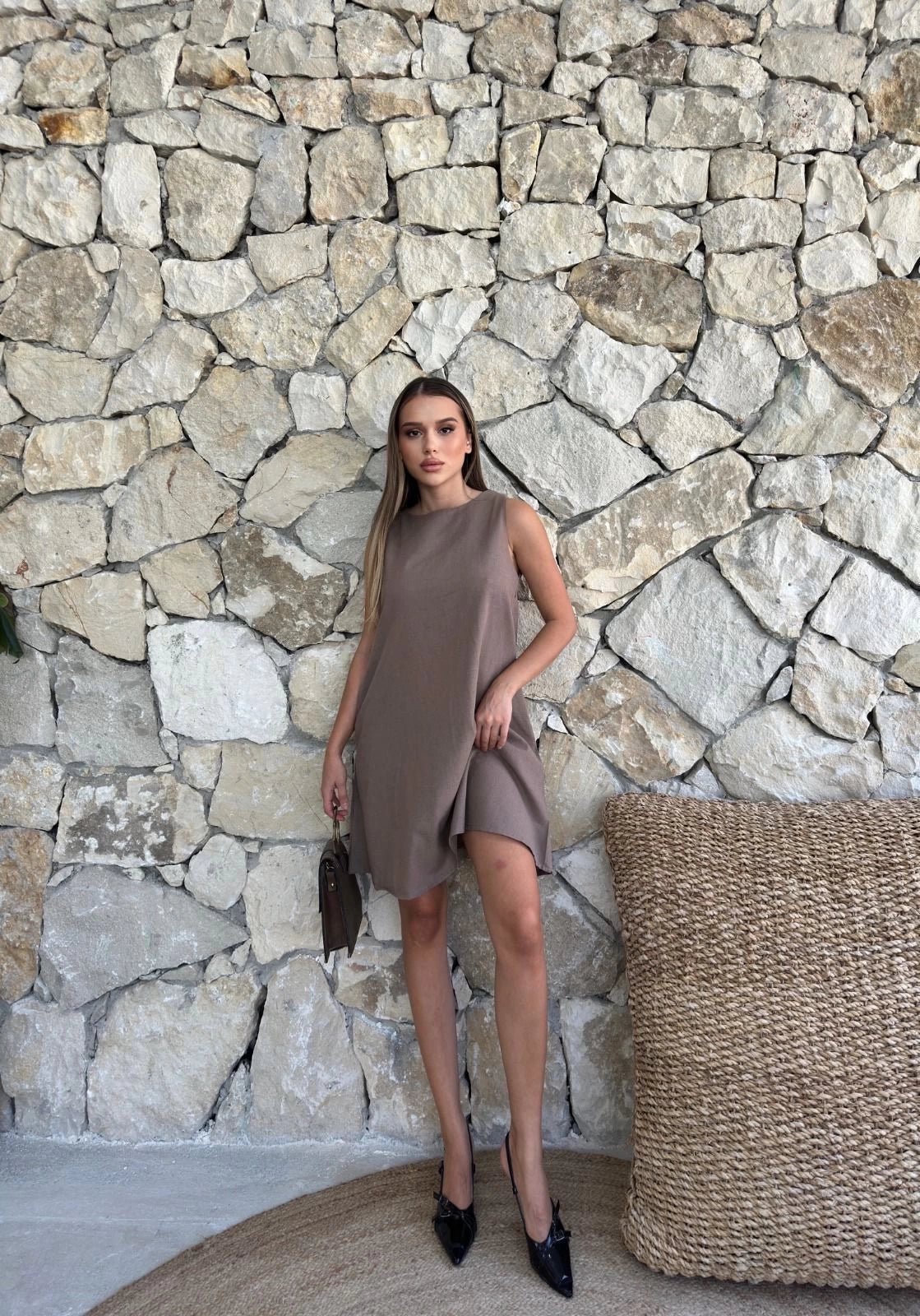Çan Kesim Vizon Halter Yaka Kısa Basic Elbise