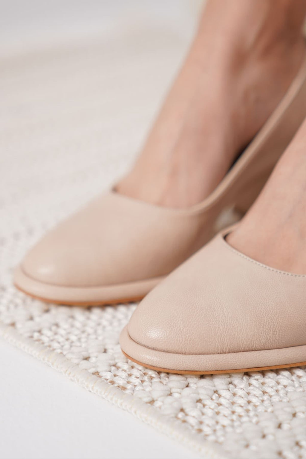 Candie Premium Nude Cilt Kalın Topuklu Stiletto 7 Cm