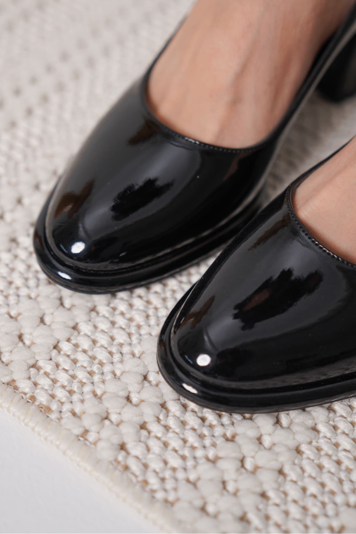 Candie Premium Siyah Rugan Kalın Topuklu Stiletto 7 Cm