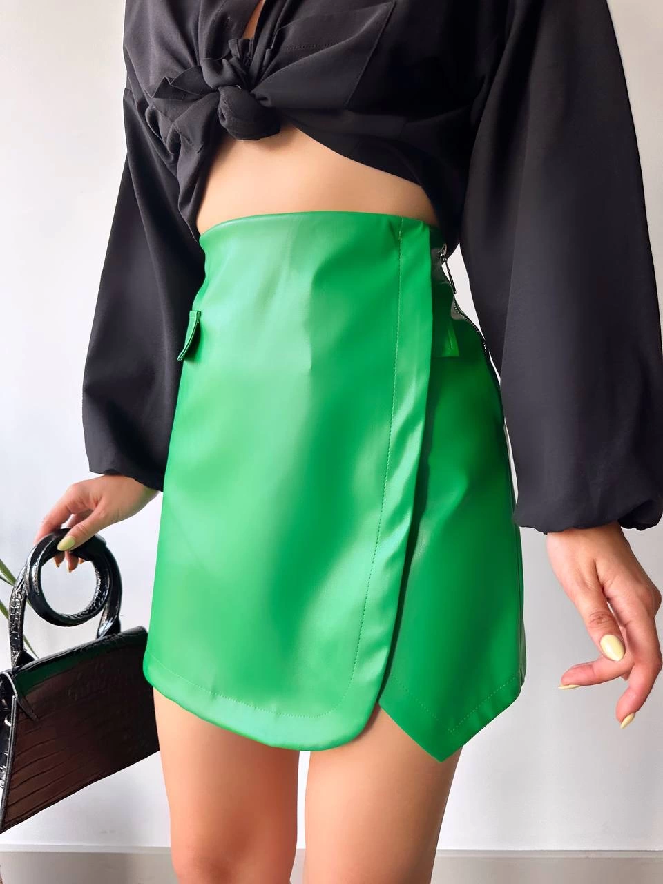 Cep Detaylı Oval Kapaklı Deri Etek Yeşil