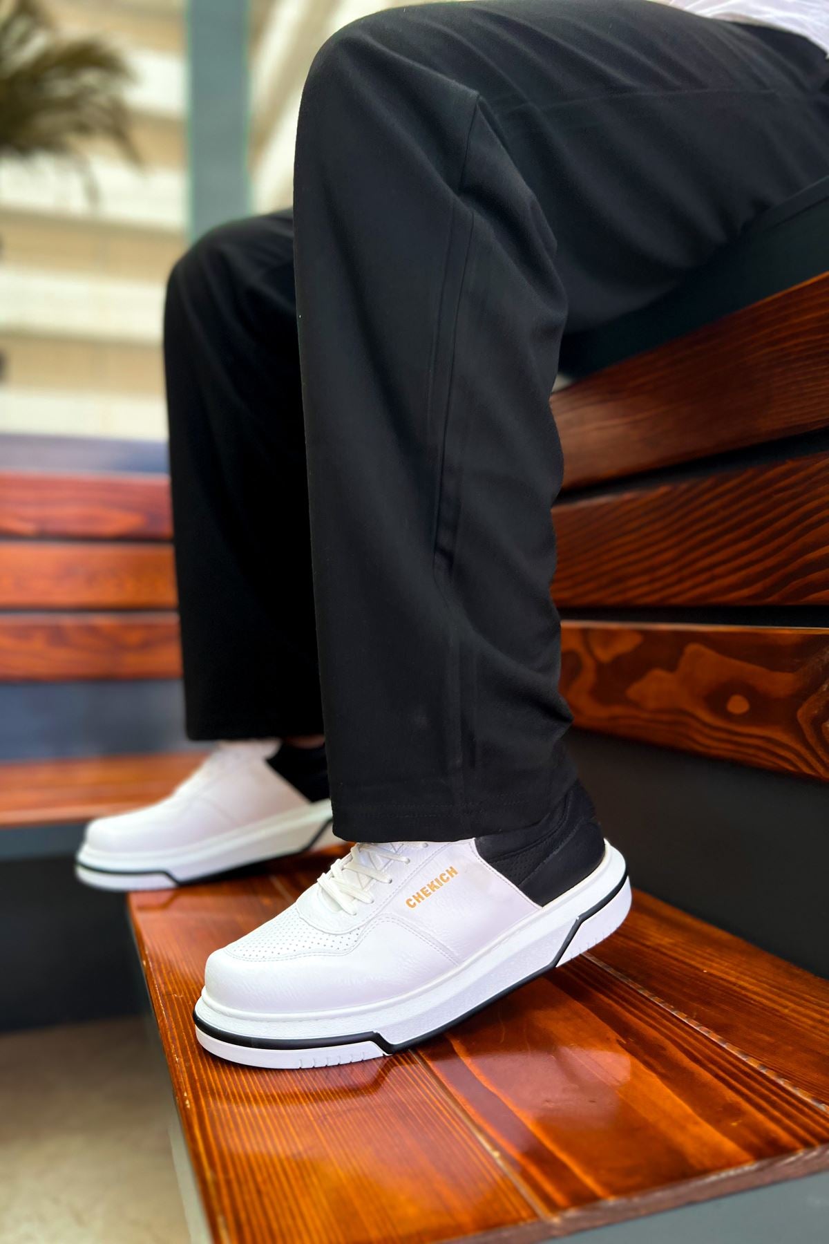 Signature Premium Bağcıklı Erkek Sneaker Beyaz Siyah