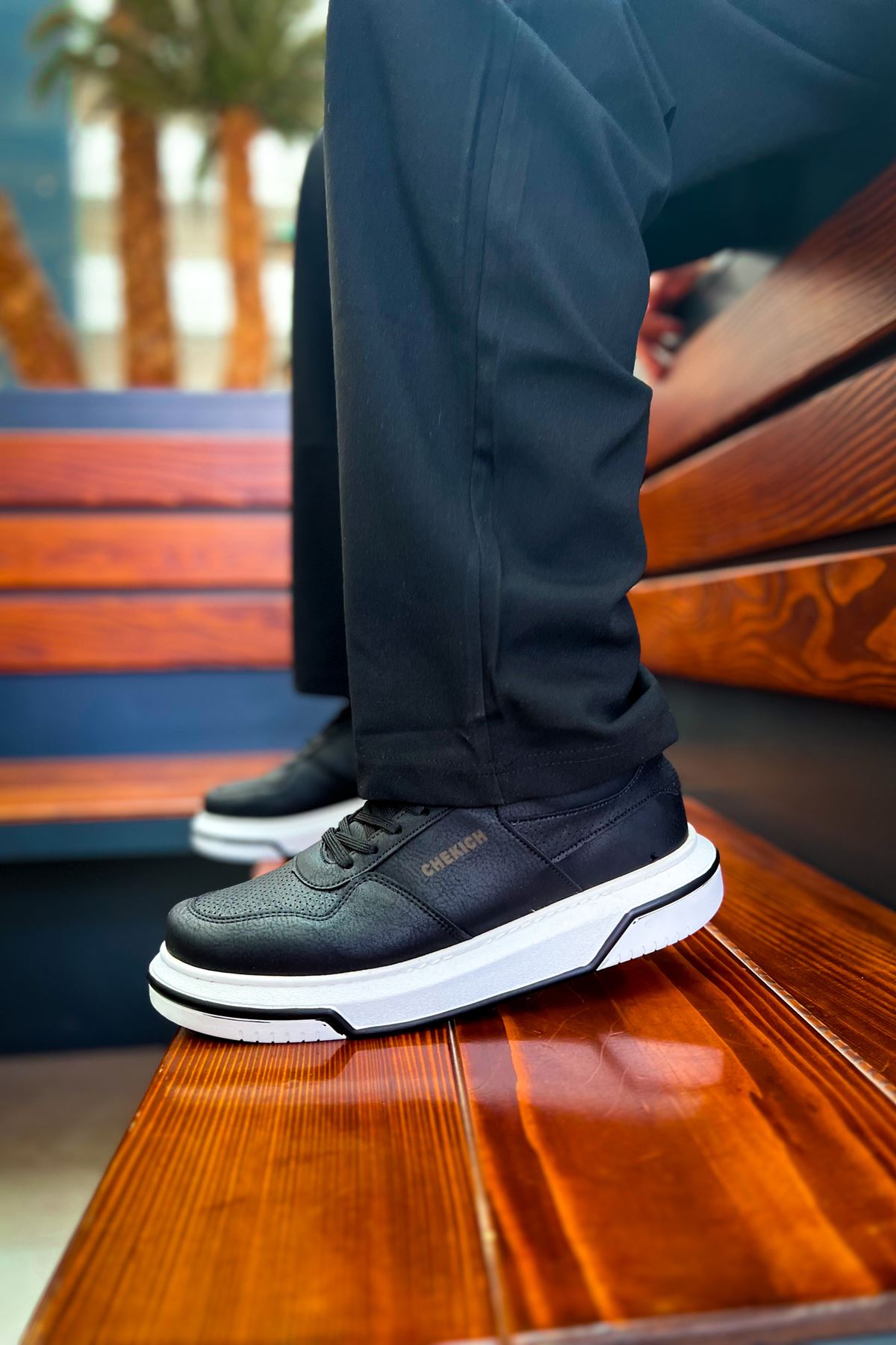 Signature Premium Bağcıklı Erkek Sneaker Siyah Beyaz