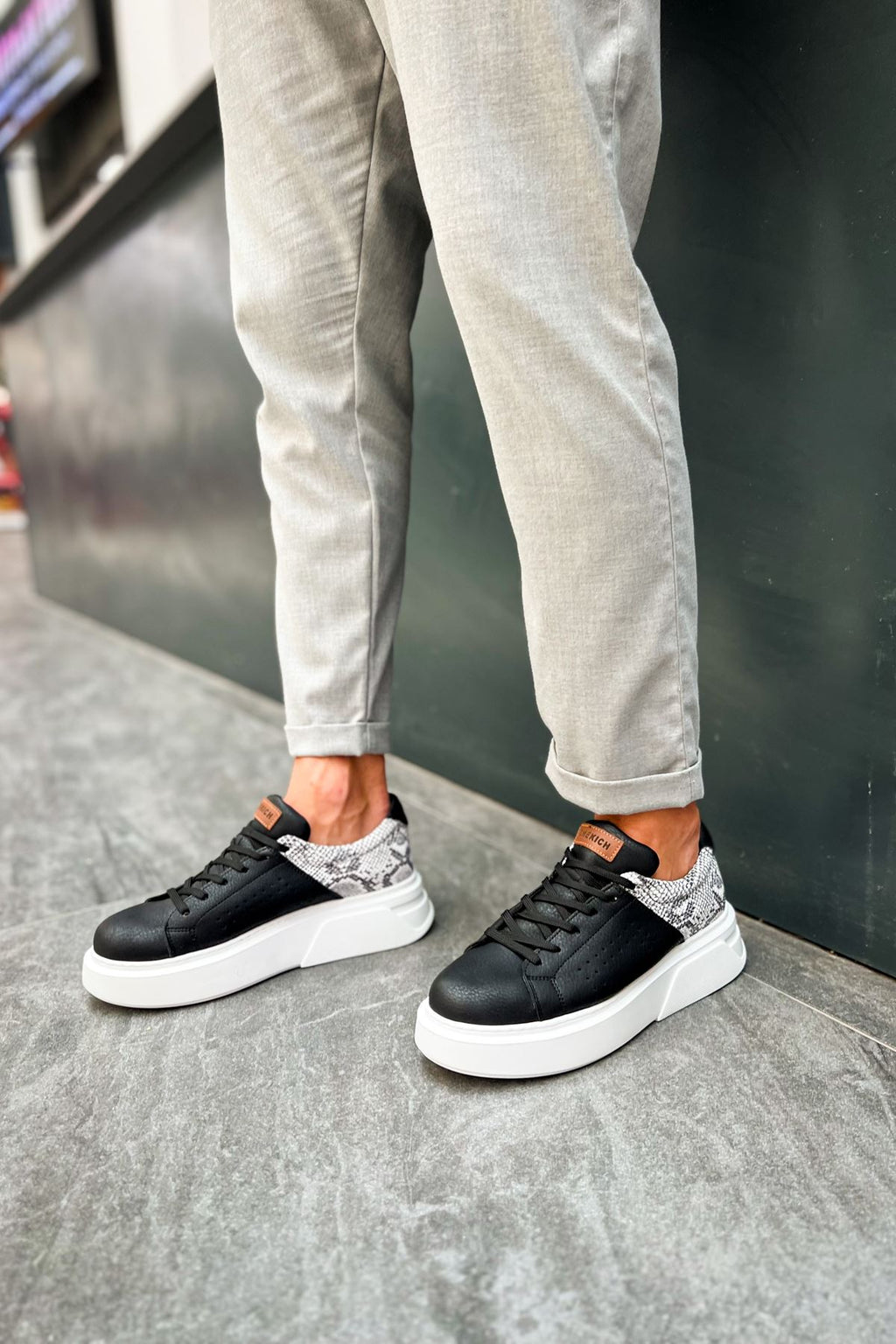 Sauerbergg Premium Bağcıklı Kalın Taban Erkek Ayakkabı Siyah