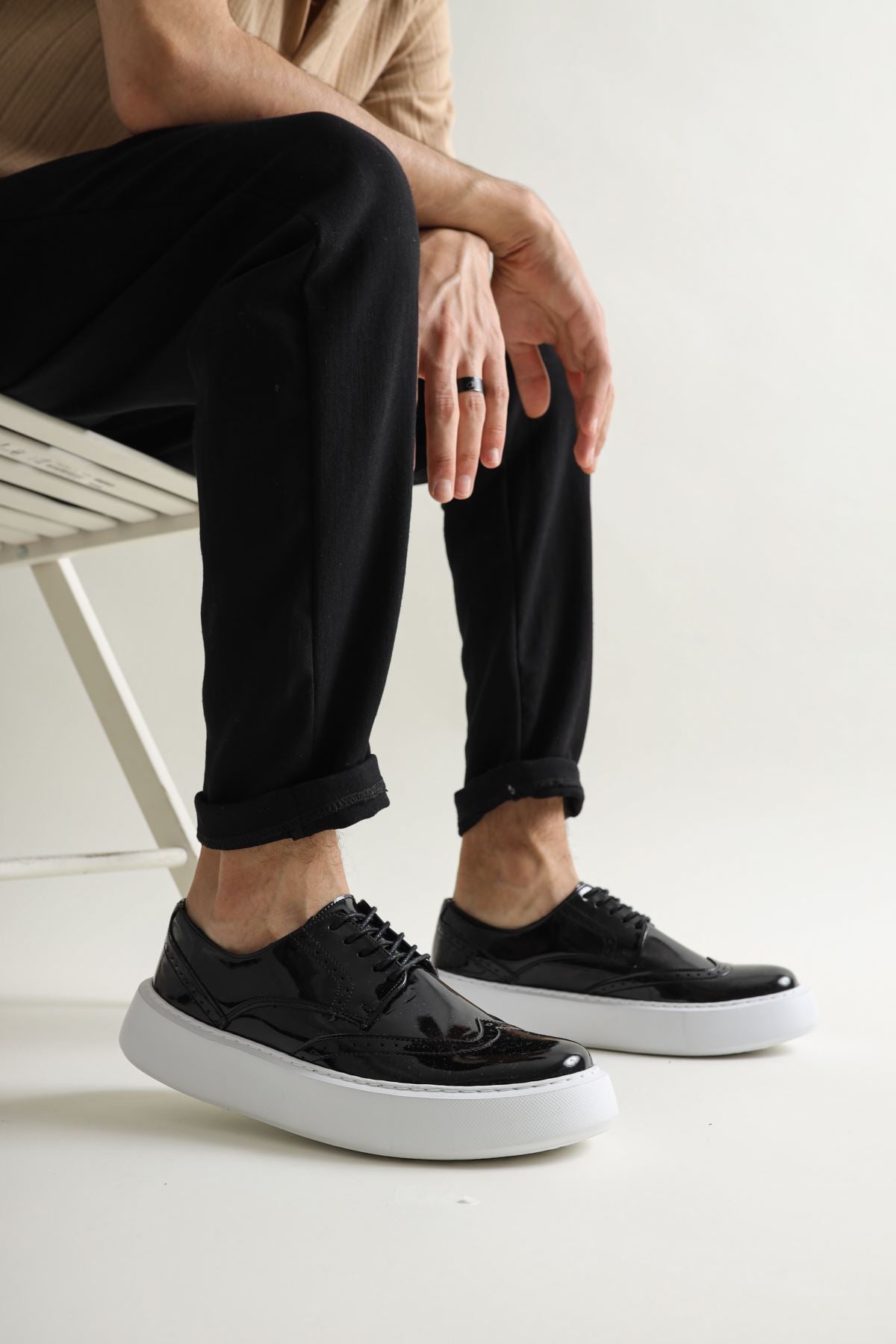 Rugy Premium Erkek Günlük Casual Ayakkabı Rugan Siyah Beyaz