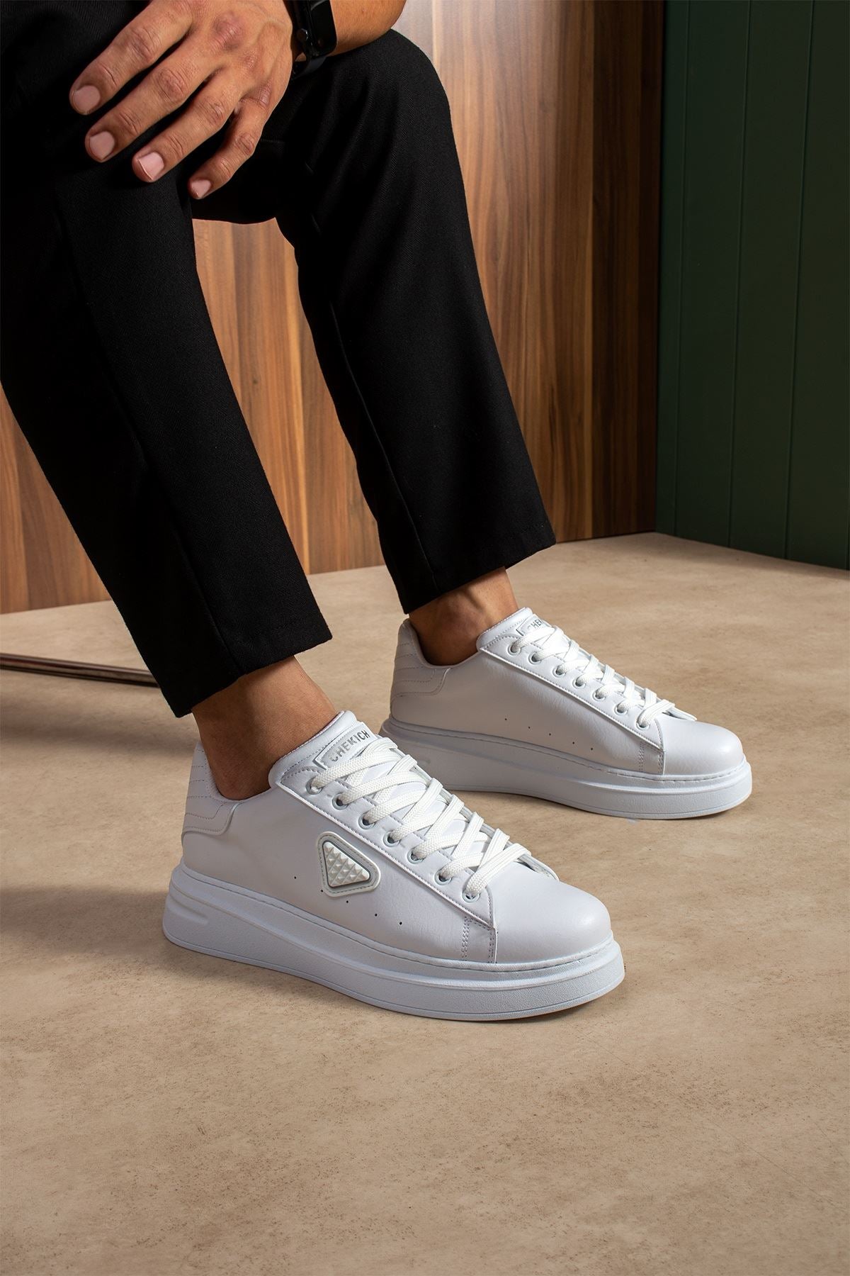 ZRC2535 - Yüksek Kalite Trion Kalın Taban Erkek Beyaz Sneakers