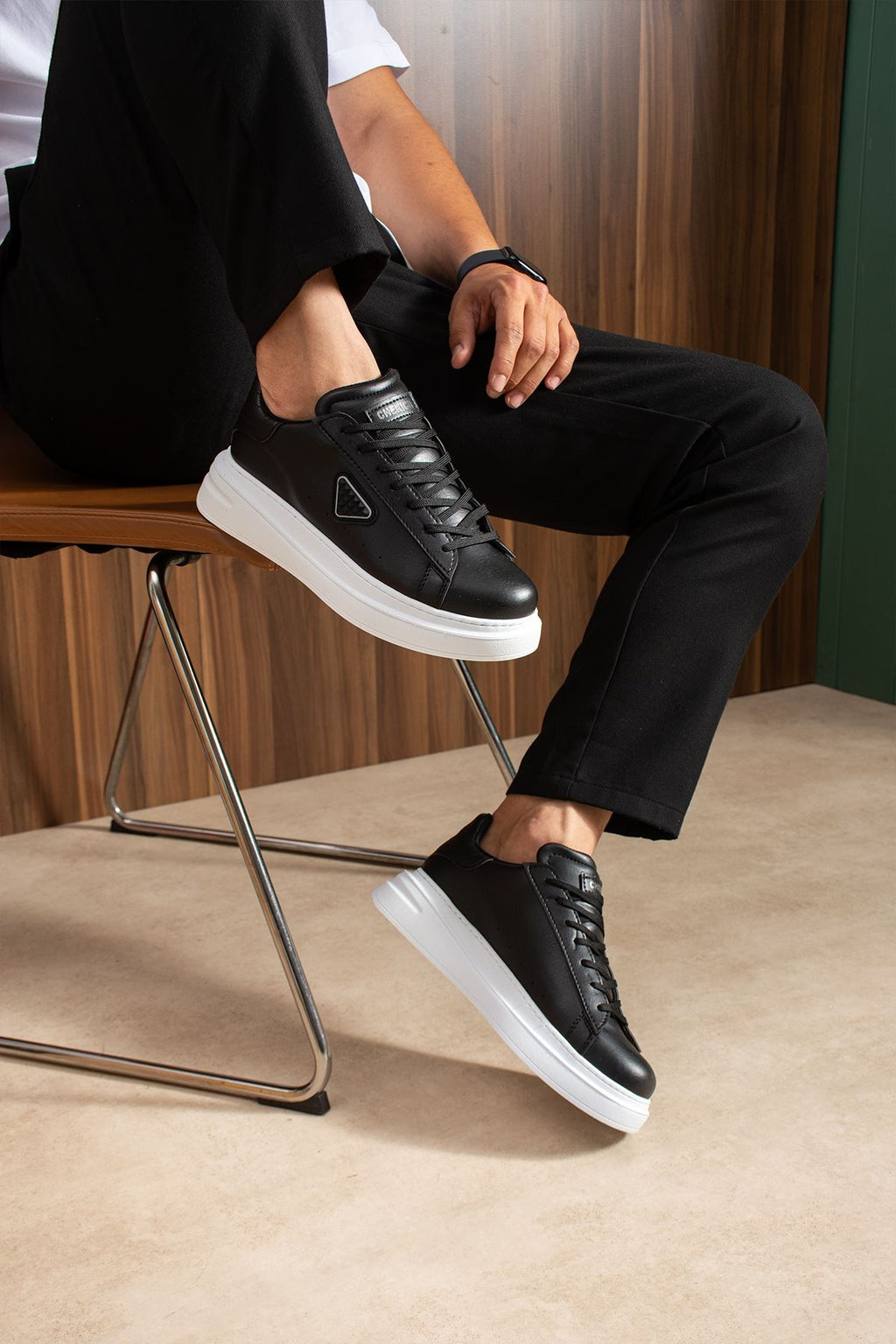 ZRC2535 - Yüksek Kalite Trion Kalın Taban Erkek Siyah Sneakers