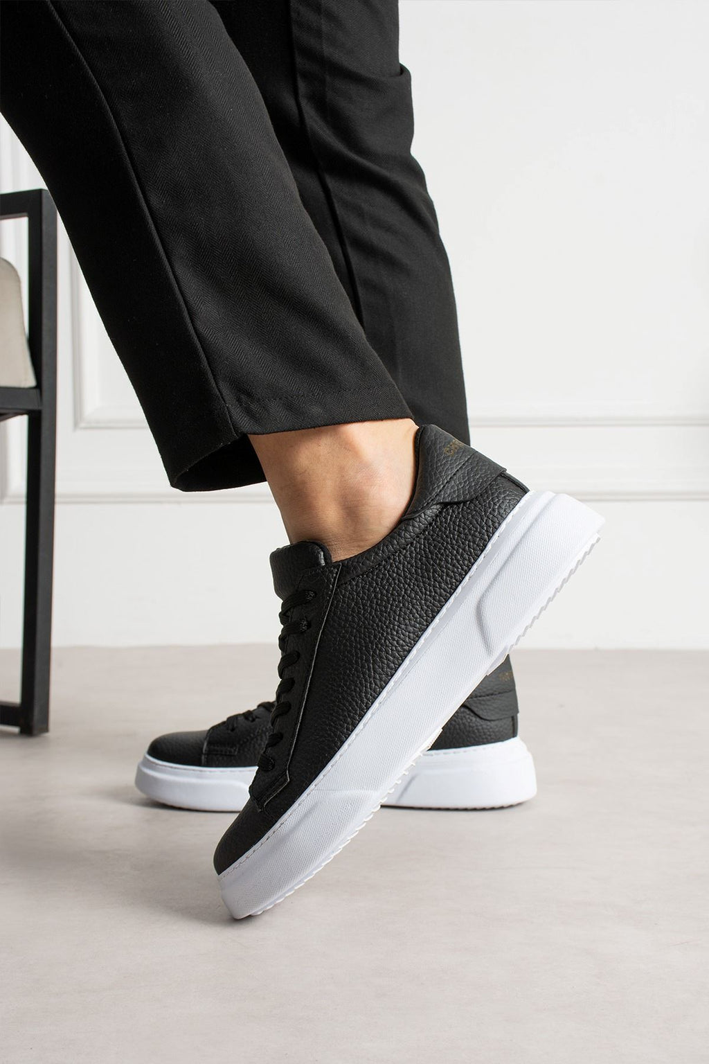 Focus Yüksek Kalite Bağcıklı Erkek Sneaker Siyah Beyaz