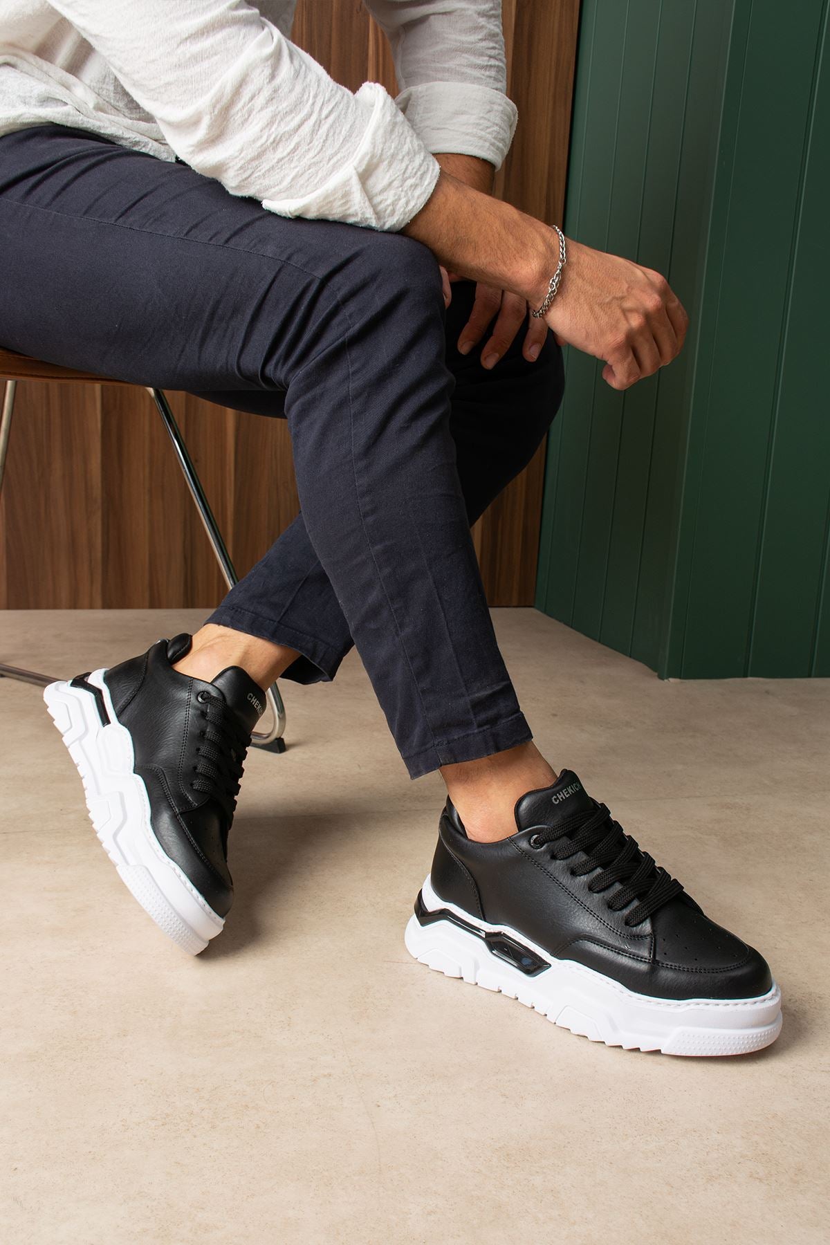 ZRC2615 - Premium Kalite Zyrox 5.5 cm Kalın Taban Erkek Sneakers Siyah Beyaz