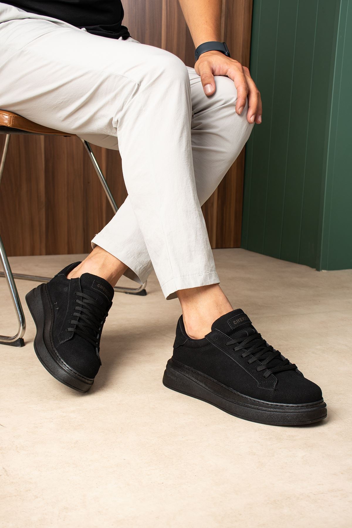 ZRC2623 - Yüksek Kalite Luxen Kalın Taban Süet Erkek Sneaker Siyah Süet