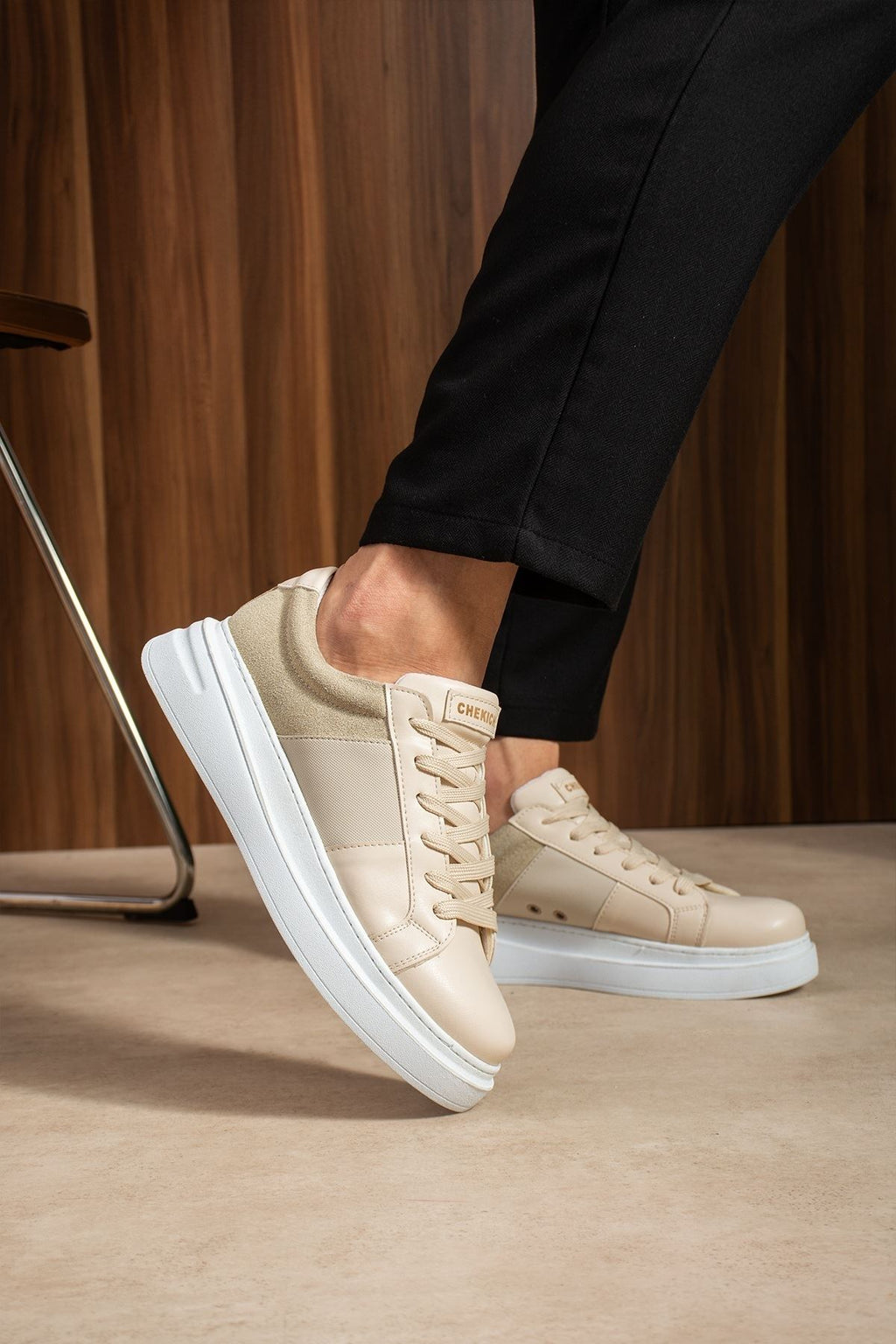 ZRC2627 - Veloura Kalın Taban Bağcıklı Erkek Bej Sneaker