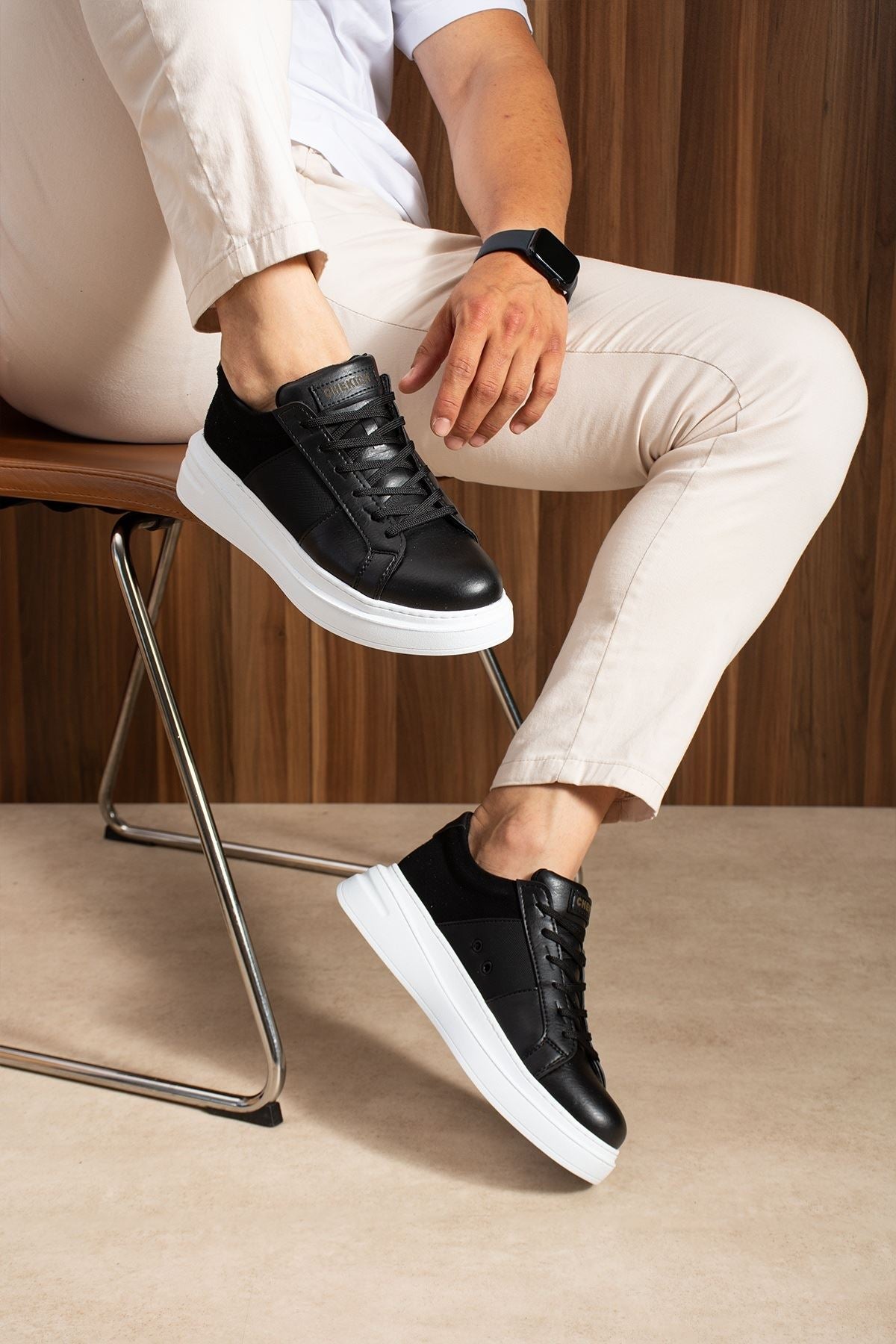 ZRC2627 - Veloura Kalın Taban Bağcıklı Erkek Siyah Sneaker