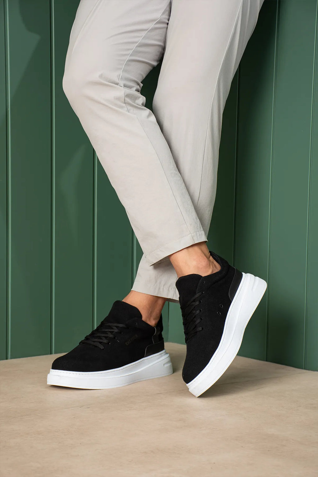 ZRC2635 - Yüksek Kalite Yüksek Taban Erkek Sneaker Siyah Süet
