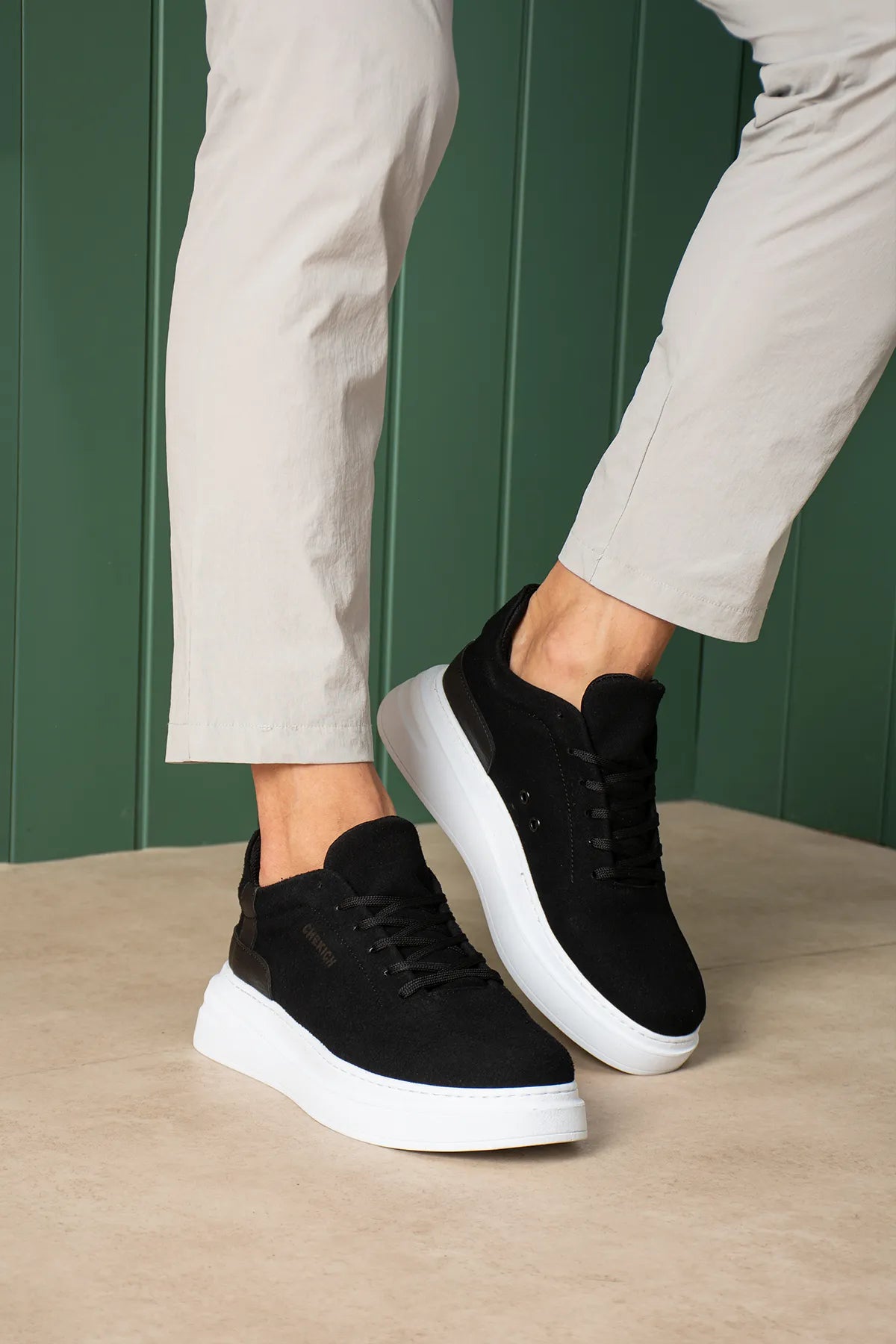 ZRC2635 - Yüksek Kalite Yüksek Taban Erkek Sneaker Siyah Süet
