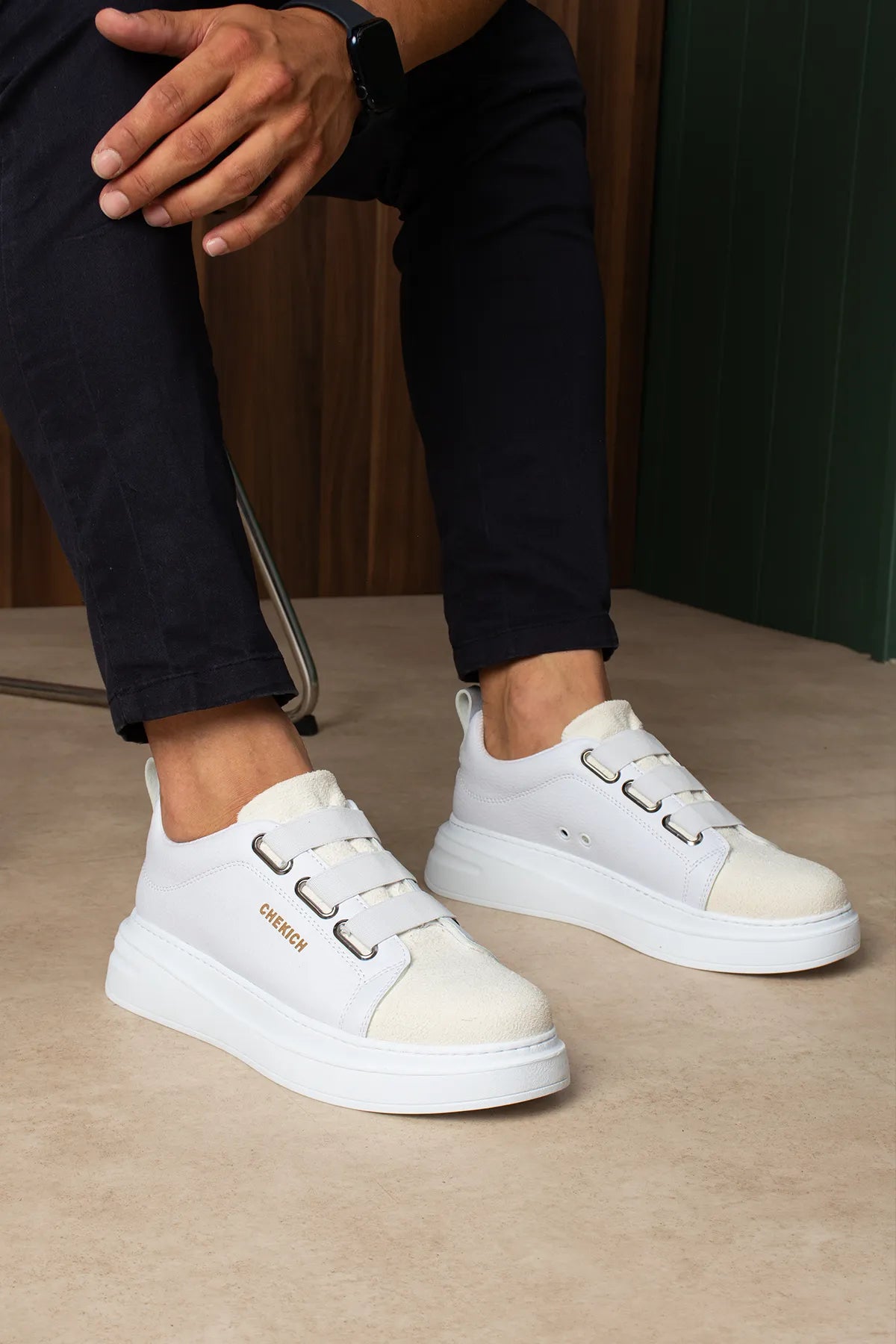 ZRC2653 - Premium Exclusive Lastik Detaylı Erkek Sneaker Beyaz
