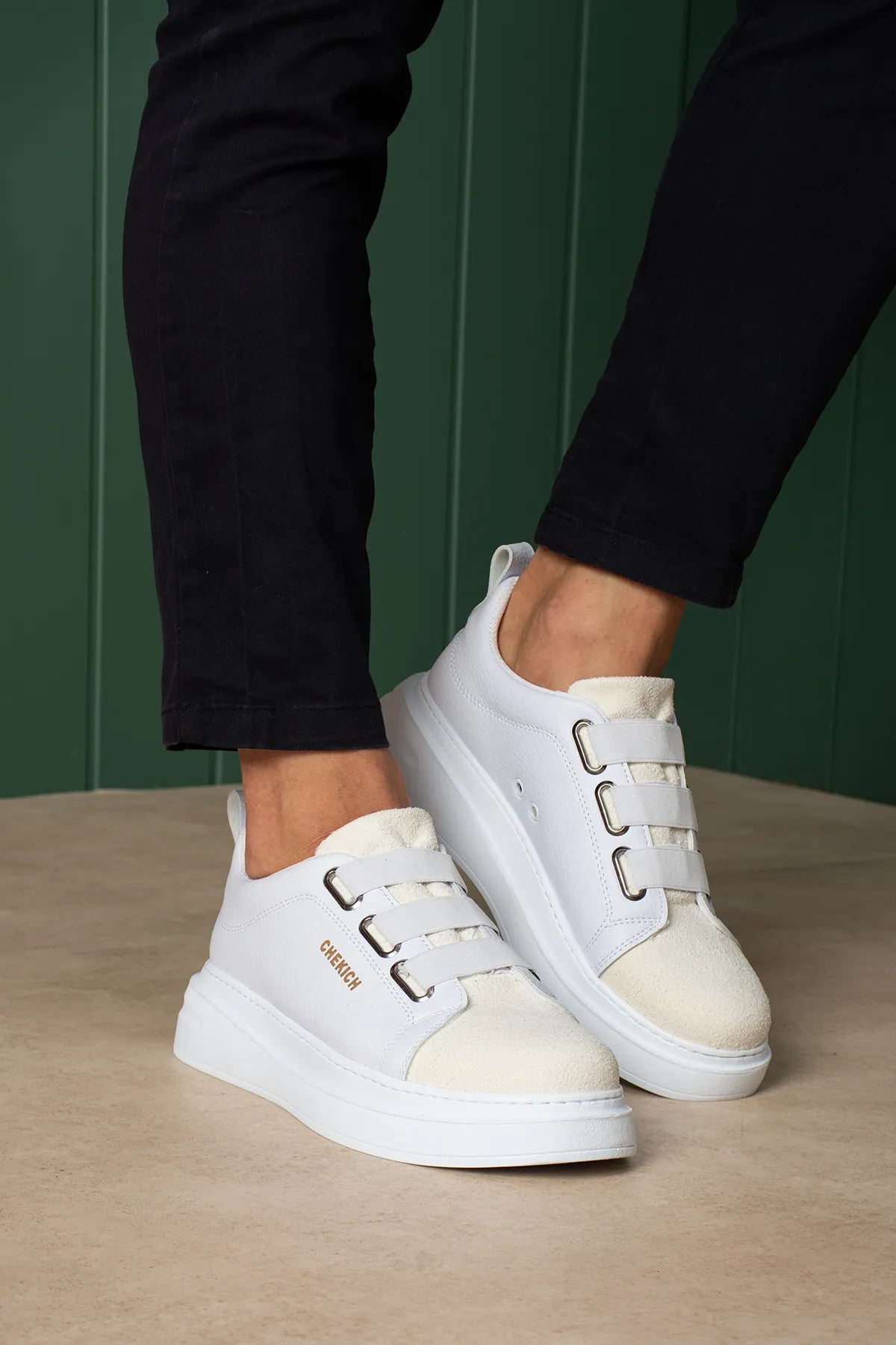 ZRC2653 - Premium Exclusive Lastik Detaylı Erkek Sneaker Beyaz