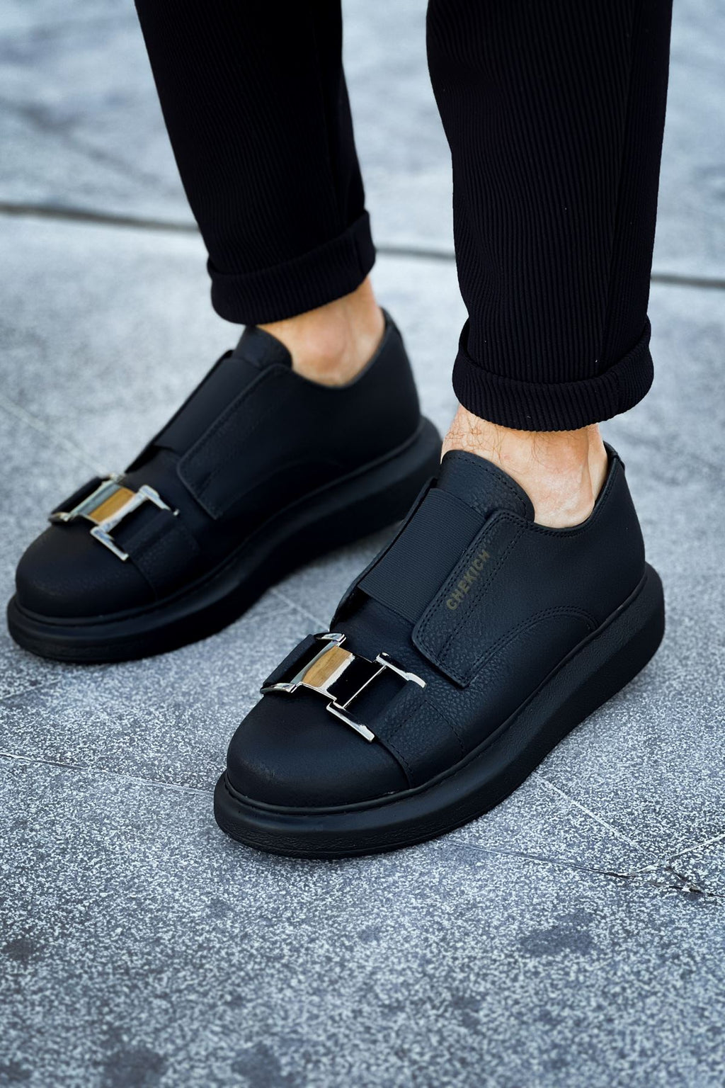 ZRC297 Premium Erkek Lastikli Günlük Ayakkabı Siyah