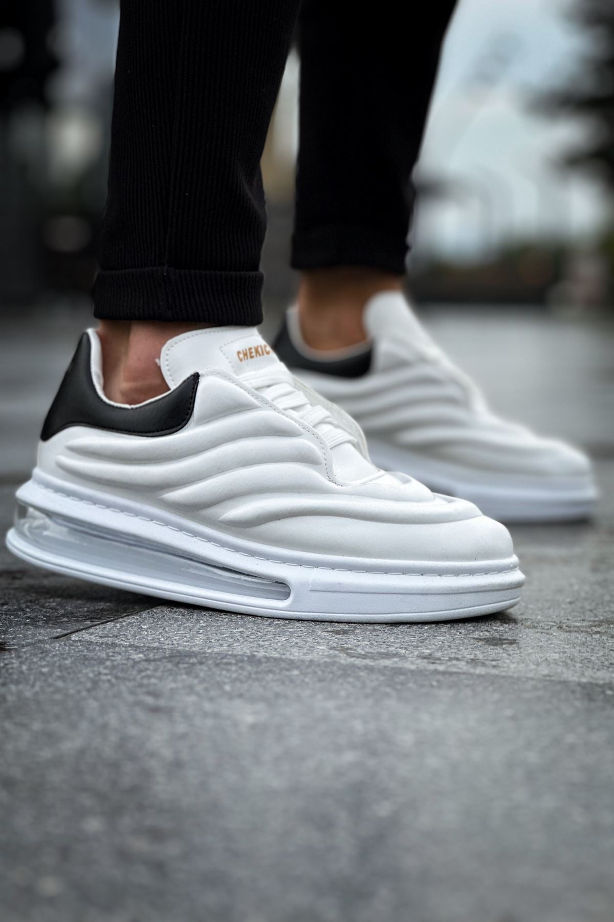 Sollıevo RX Şeffaf Taban Bağcıklı Erkek Sneaker Beyaz Siyah