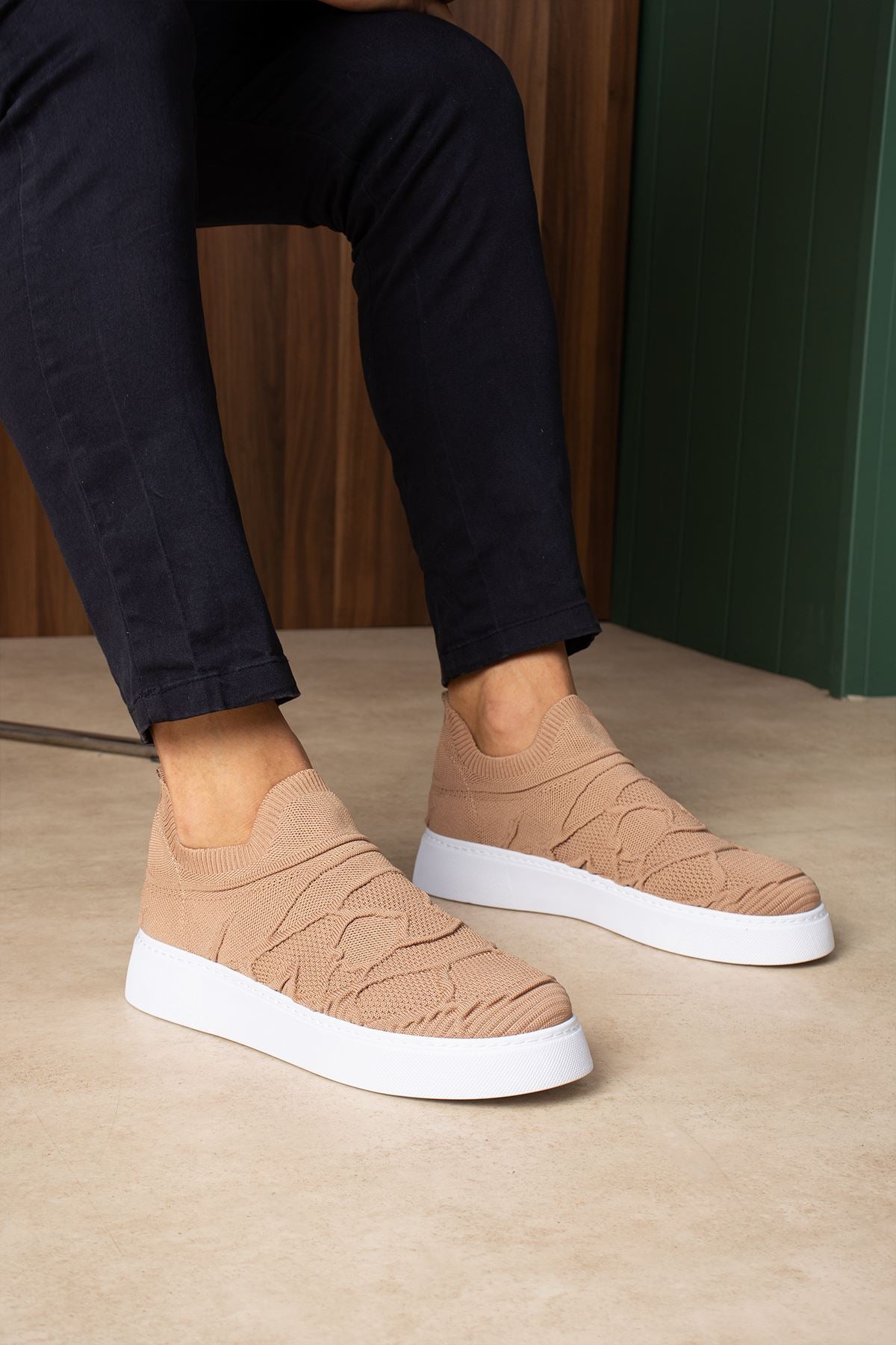 Craig Triko Yüksek Kalite Bağcıksız Slip-On Rahat Erkek Spor Ayakkabı Taba