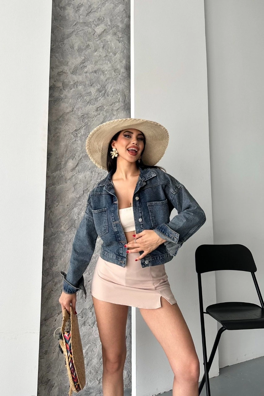 Çift Cepli Kol Katlamalı Süper Taş Enzim Yıkamalı Crop Kot Ceket Kahve Tint