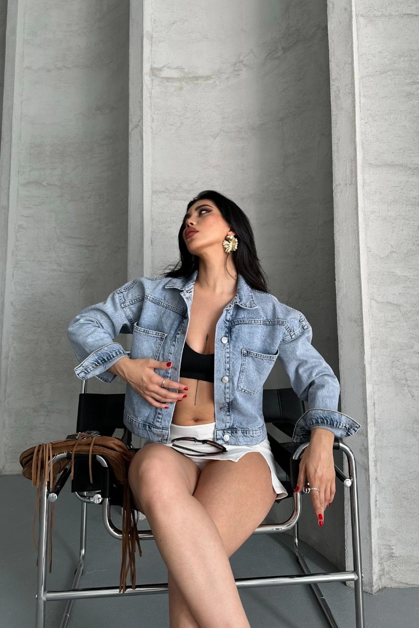 Çift Cepli Kol Katlamalı Süper Taş Enzim Yıkamalı Crop Kot Ceket Mavi