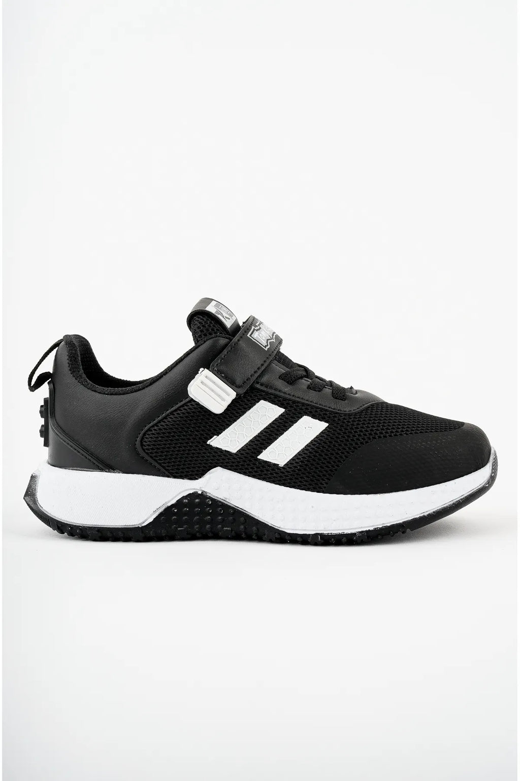 Tomkids Velcro Black Black White Boys Sports Shoes 