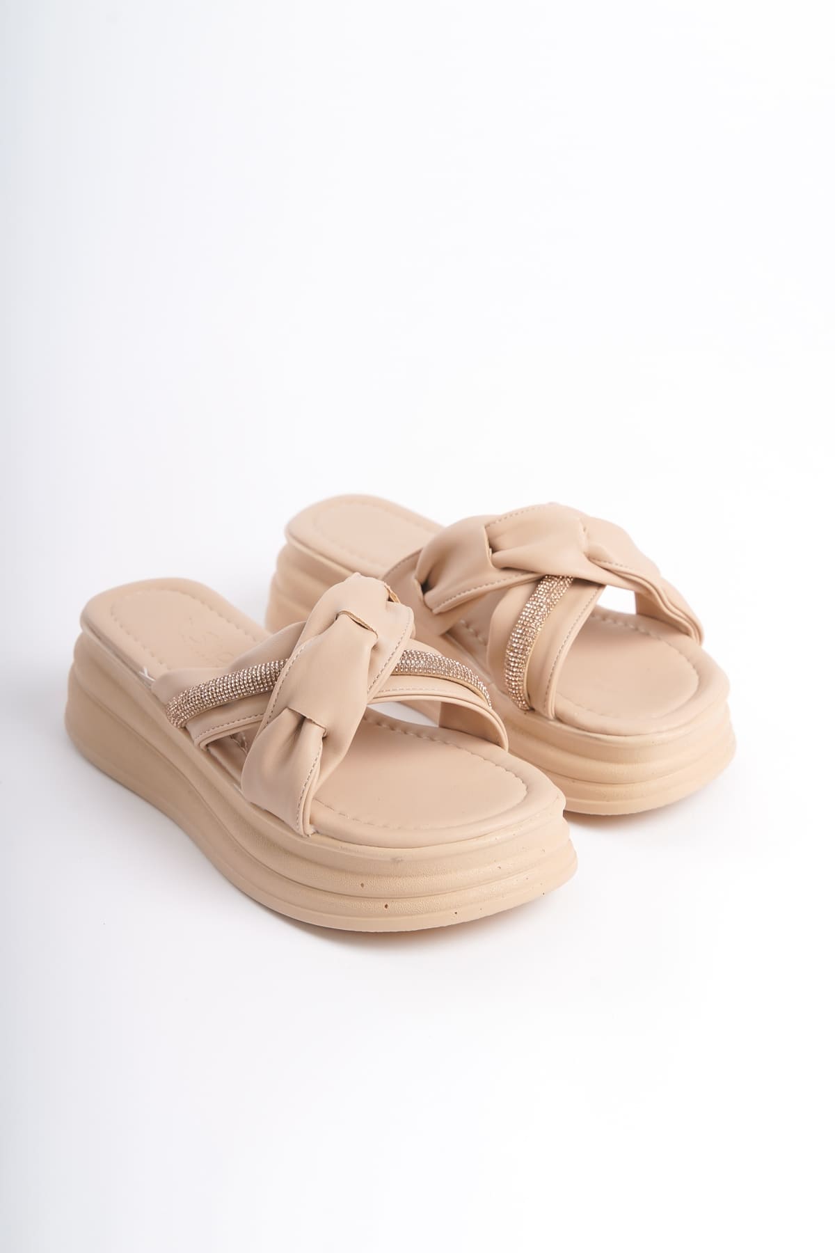 CLARA Thick Heeled Ribbon Patterned Stoned Women's Slippers - Skin