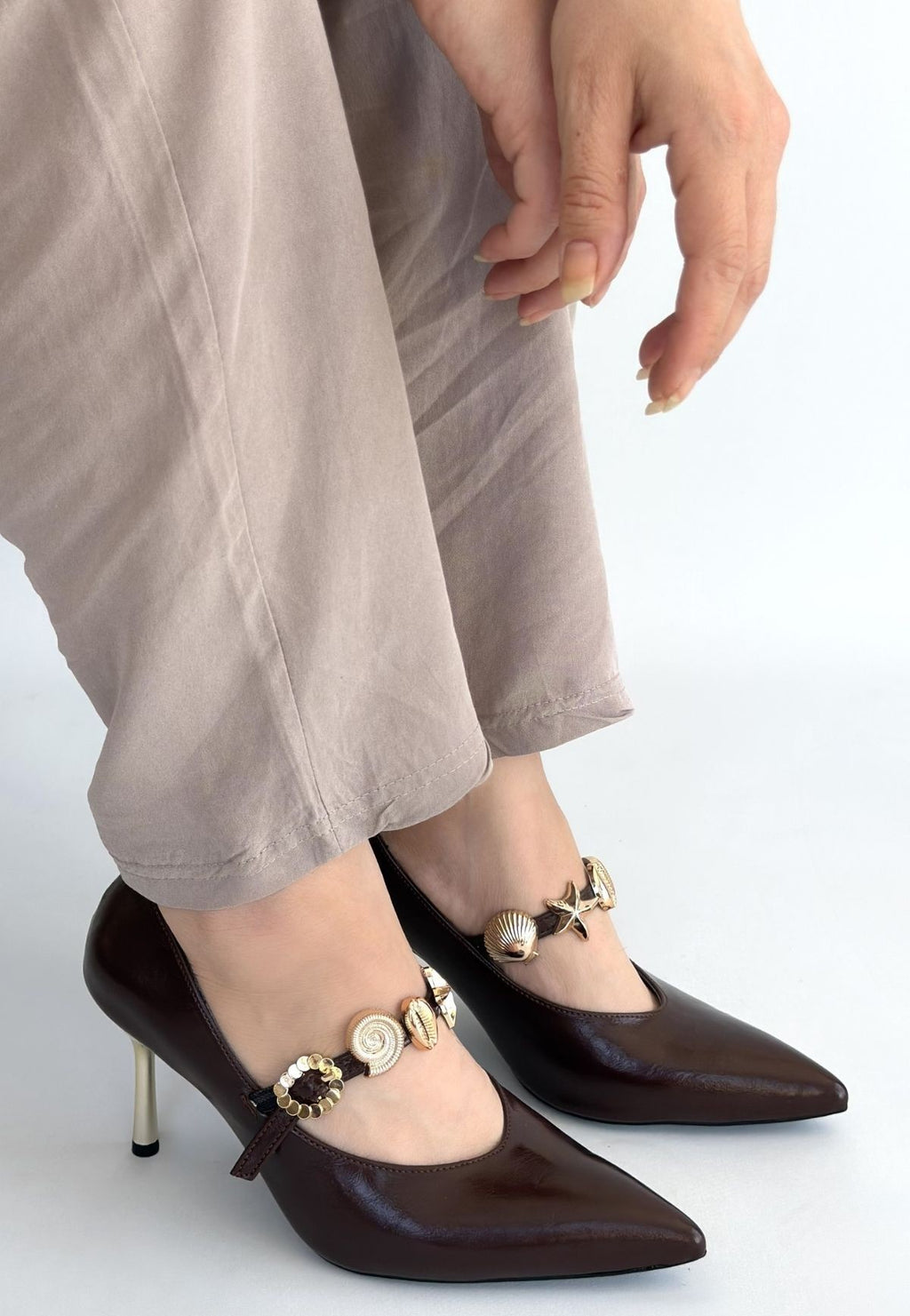 Conne Kahve İnce Topuklu Sivri Burunlu Stiletto Ayakkabı 8 cm