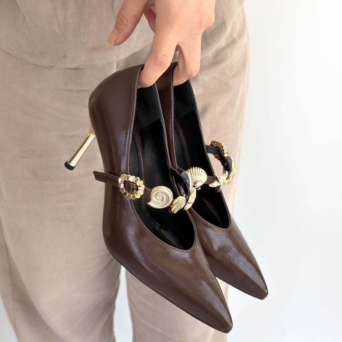 Conne Kahve İnce Topuklu Sivri Burunlu Stiletto Ayakkabı 8 cm