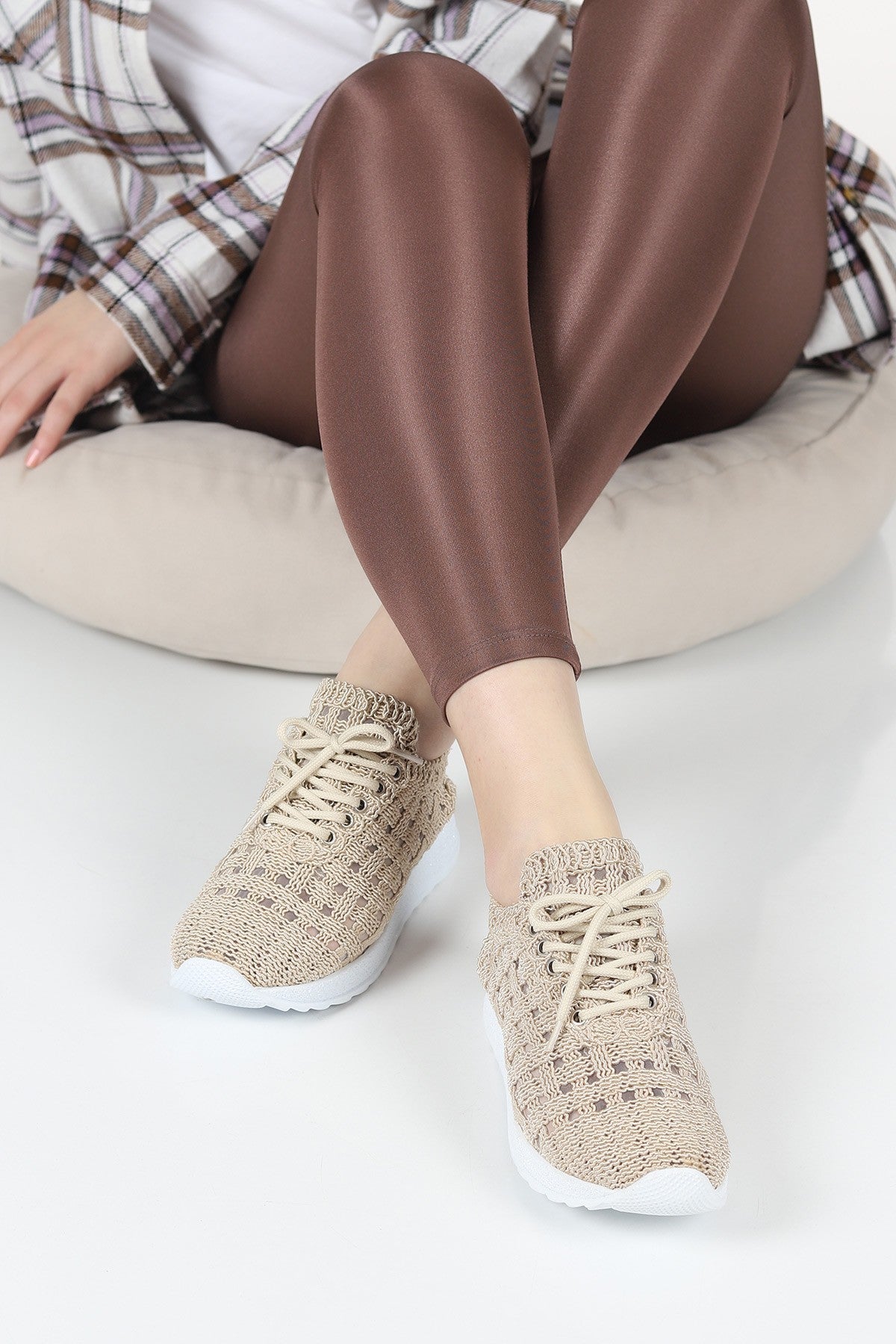 Luzia Elegant Design Model Lace Design Women's Sneakers Cream