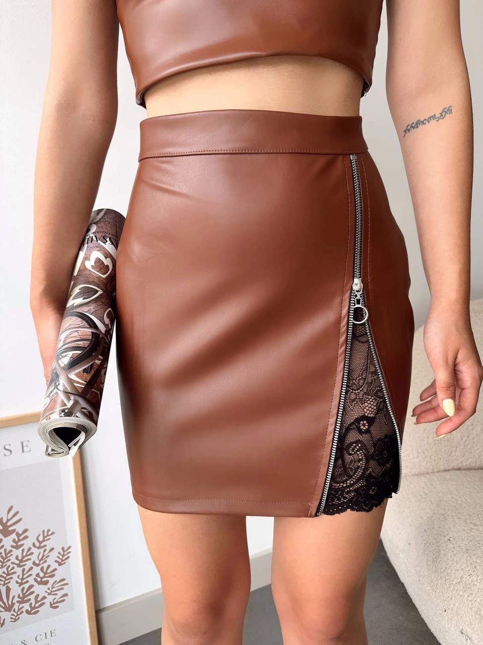 Dantelli Fermuarlı Deri Etek Kahve
