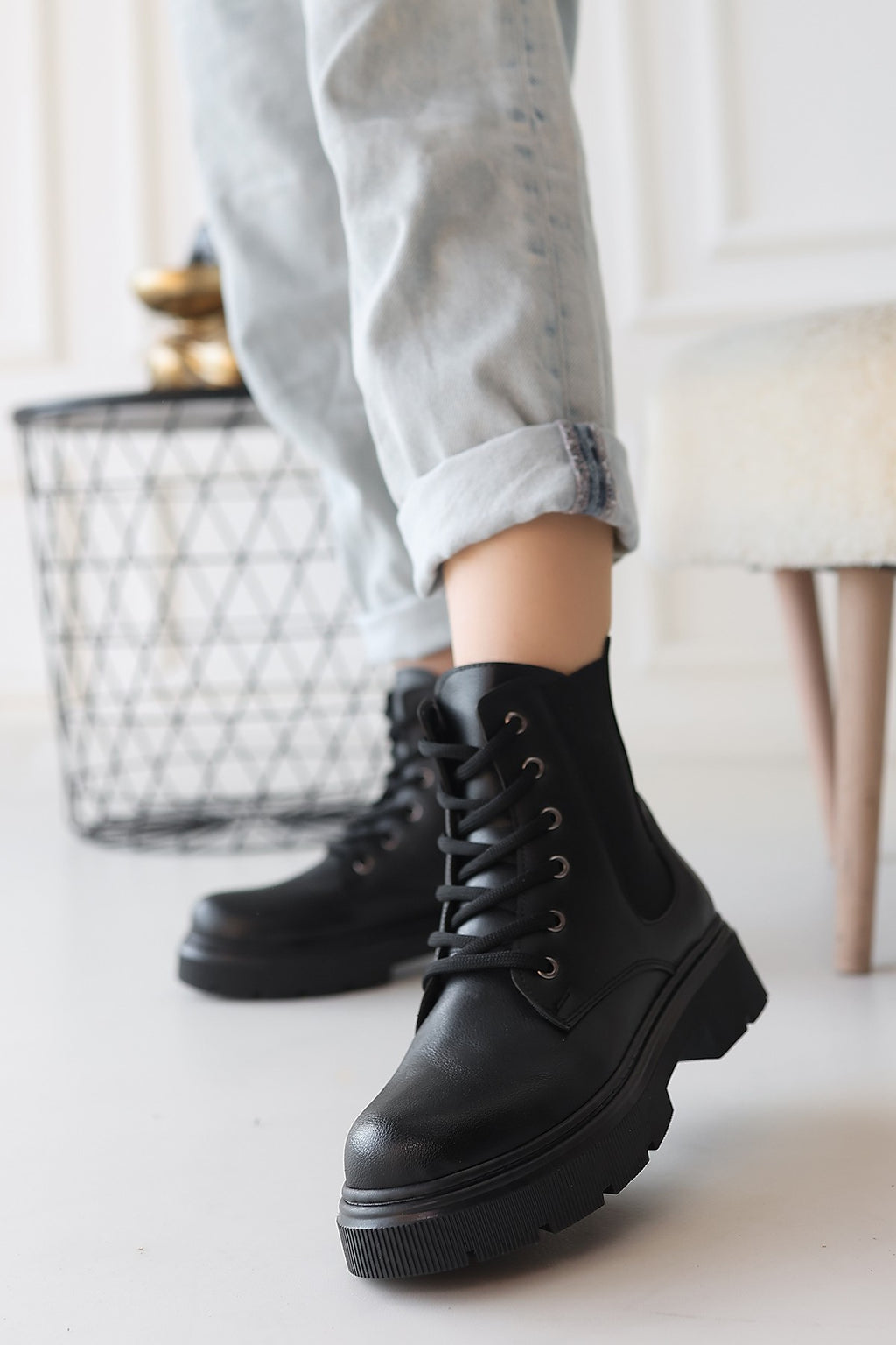 Daum Black Lace-Up Zippered Women's Boots