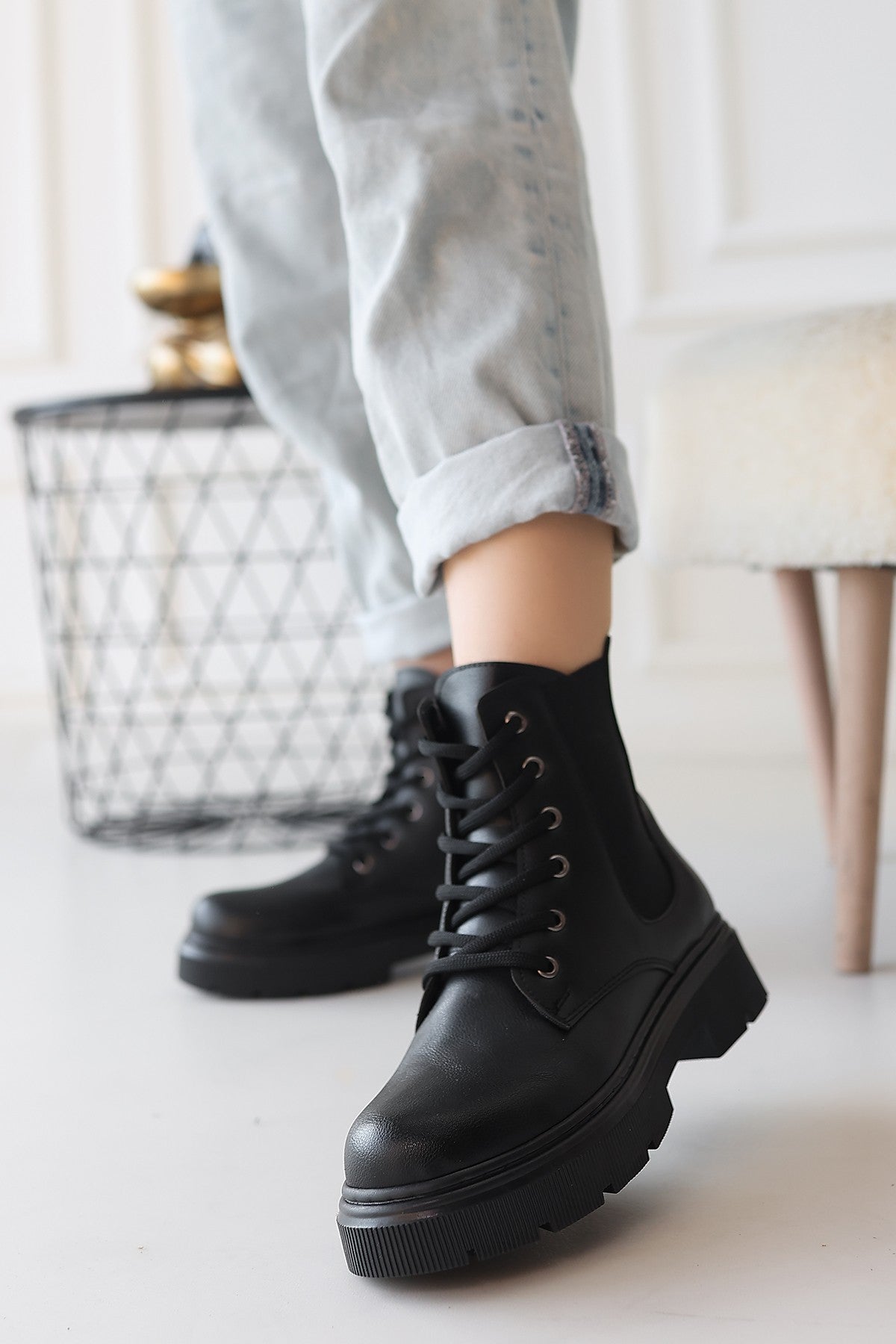 Daum Black Lace-Up Zippered Women's Boots