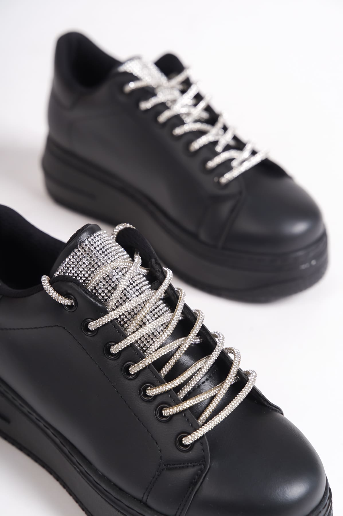 SoftFlex Lace-Up Stoned Orthopedic Women's Sneakers - Black