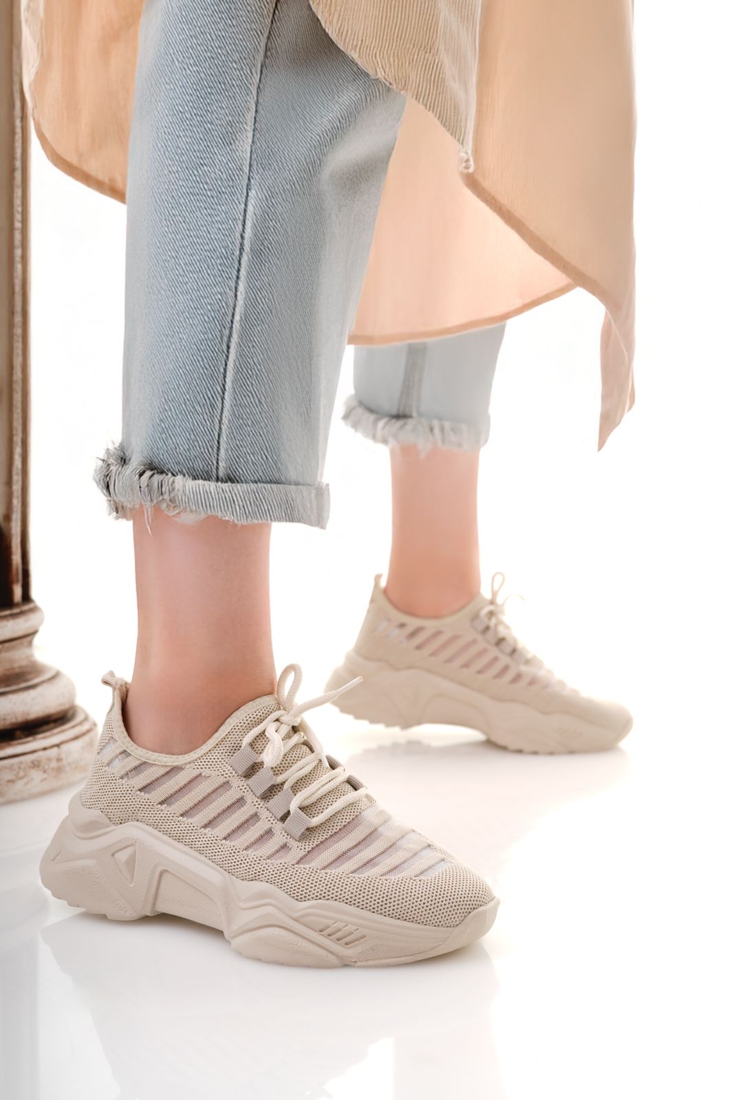 Desnuda Premium Women's Knitted Beige Sneakers