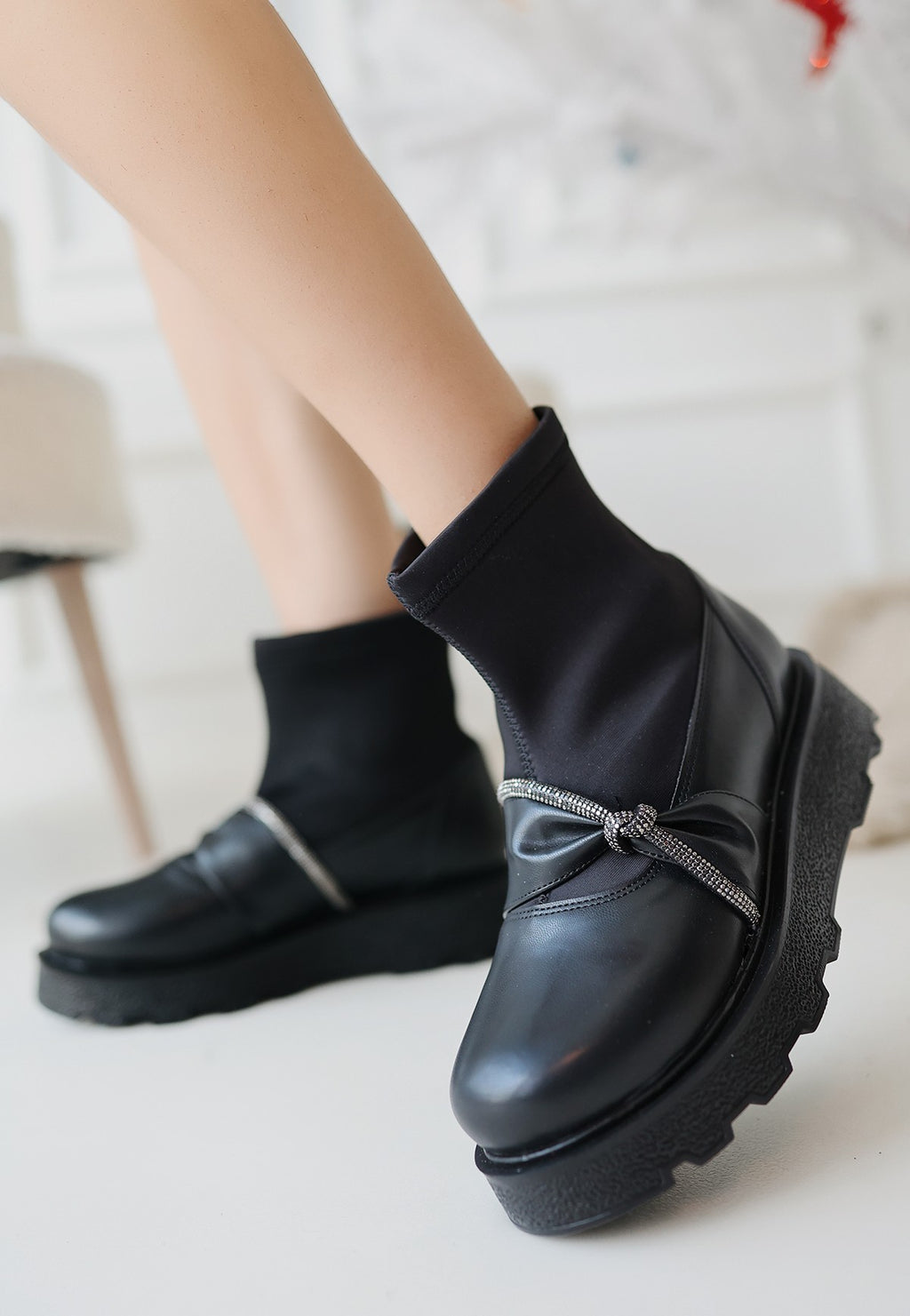 Dewn Black Chunky Heel Boots