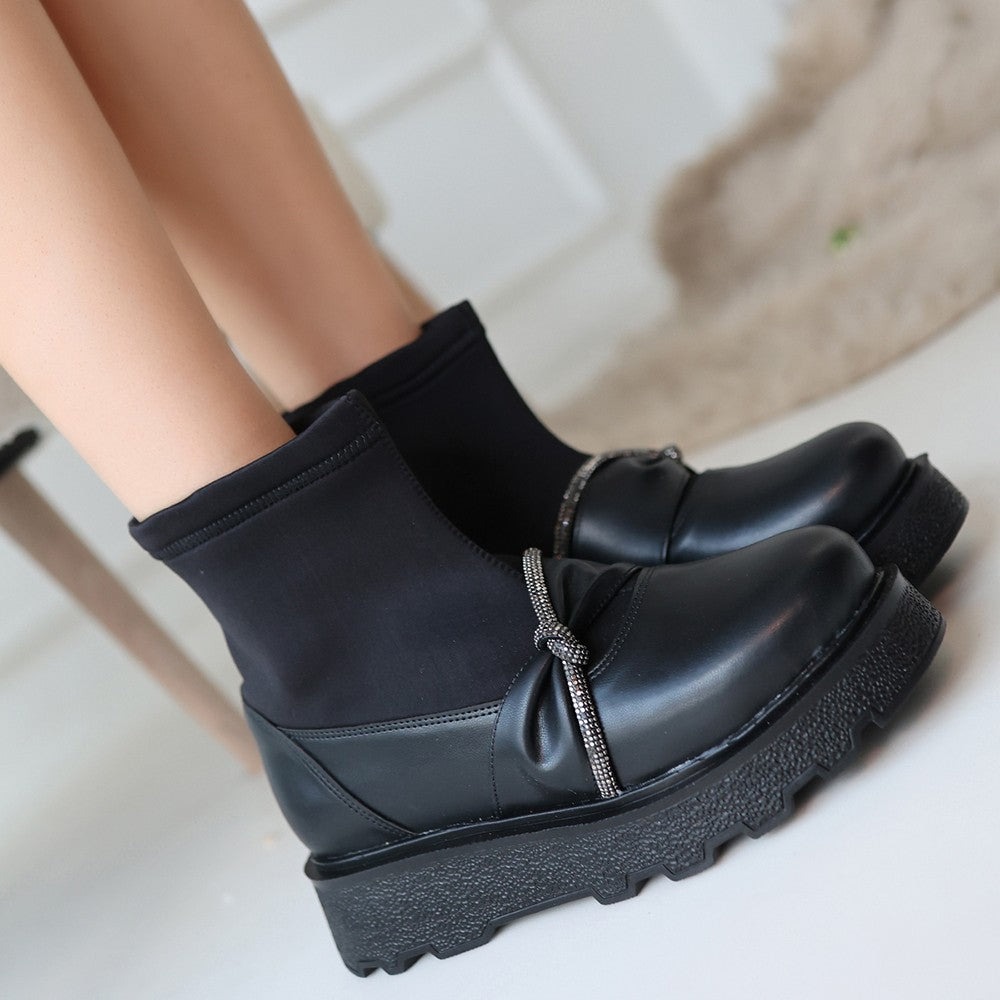Dewn Black Chunky Heel Boots