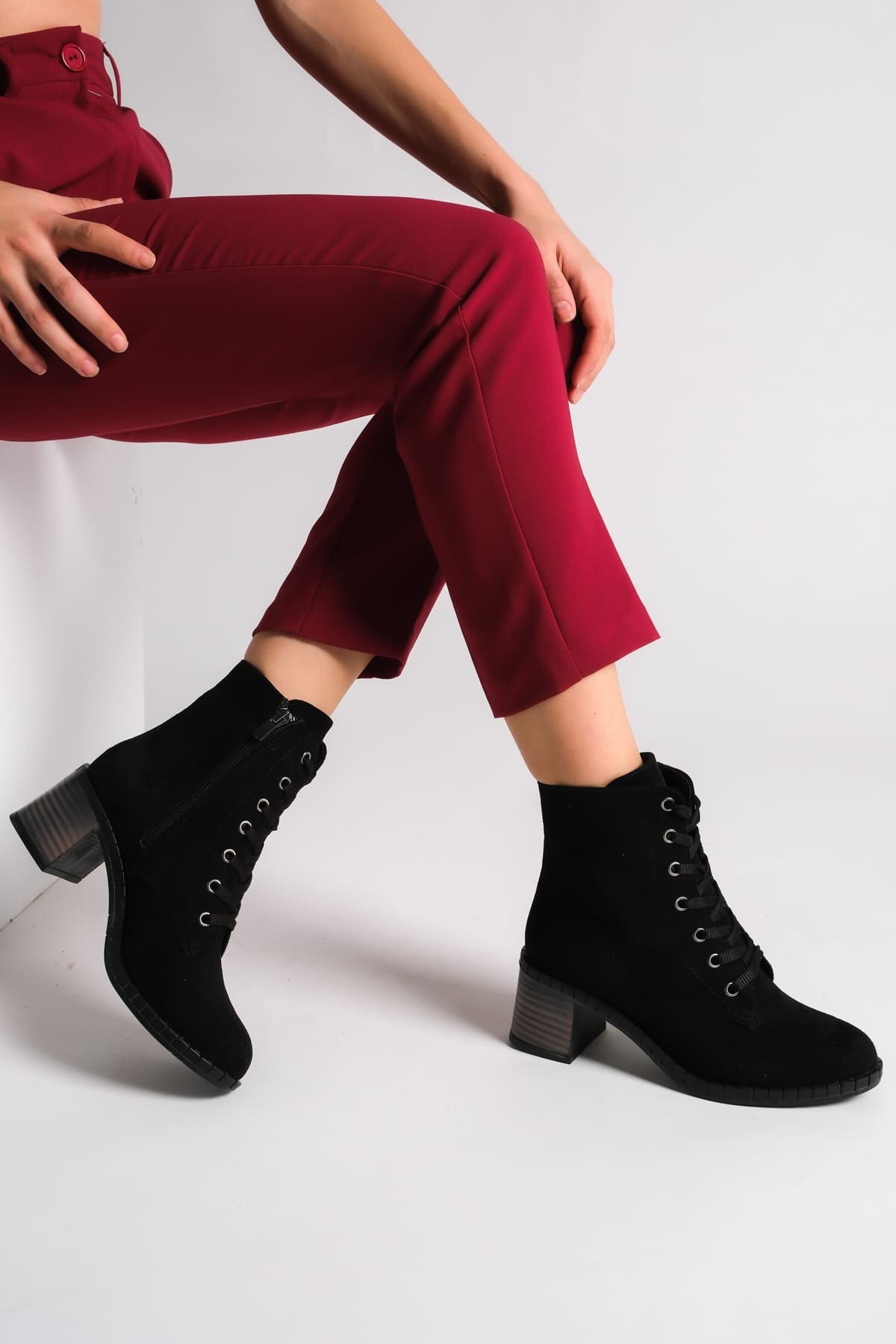 DIANAX Lace-Up Zippered Orthopedic Heeled Women's Boots - Black Suede