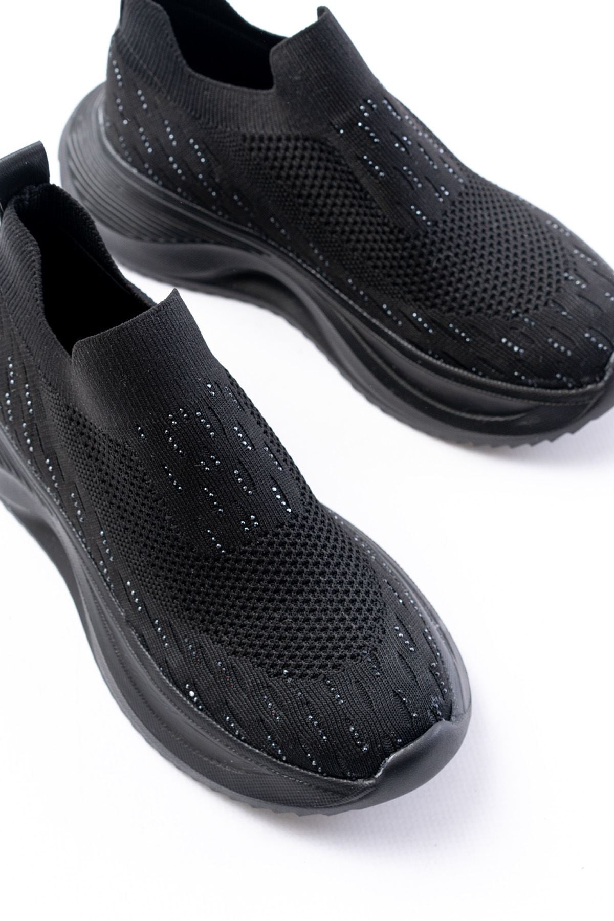 ZRİN-707 Siyah Triko Faillant Taban Slip-On Taşlı Kadın Spor Ayakkabı